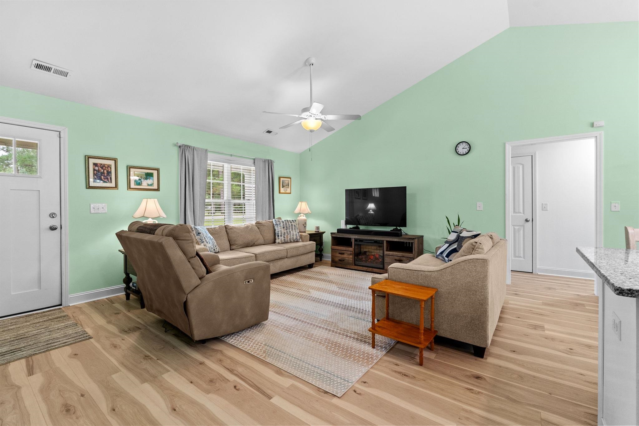 4457 Woodyard Bay Rd. Property Photo 8