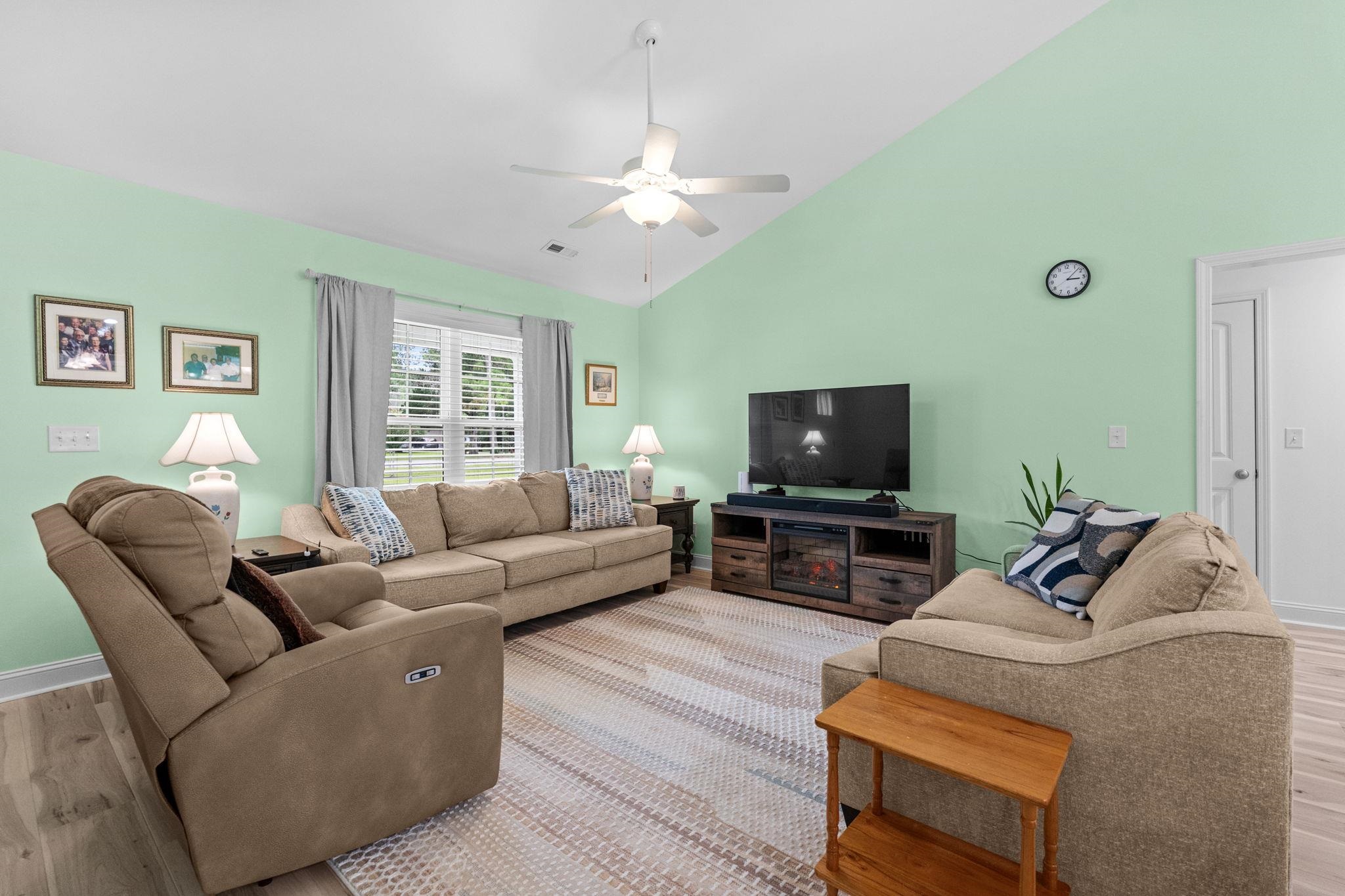 4457 Woodyard Bay Rd. Property Photo 9