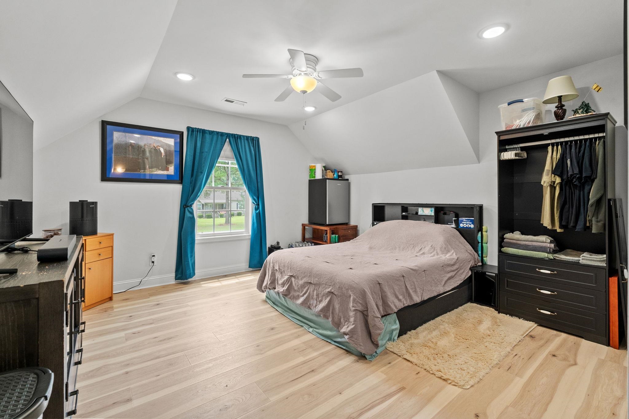 4457 Woodyard Bay Rd. Property Photo 50