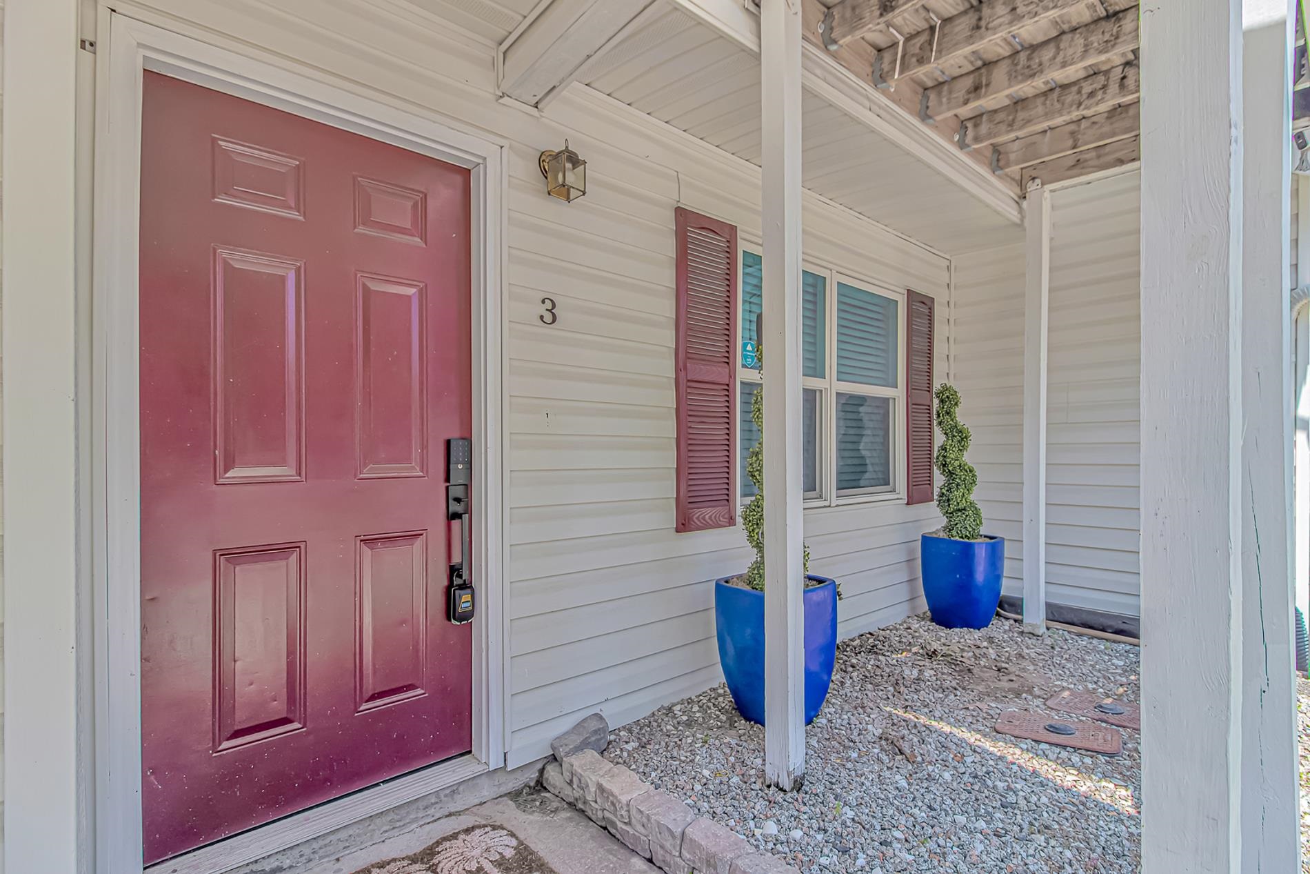 209 Cedar St. Property Photo 2
