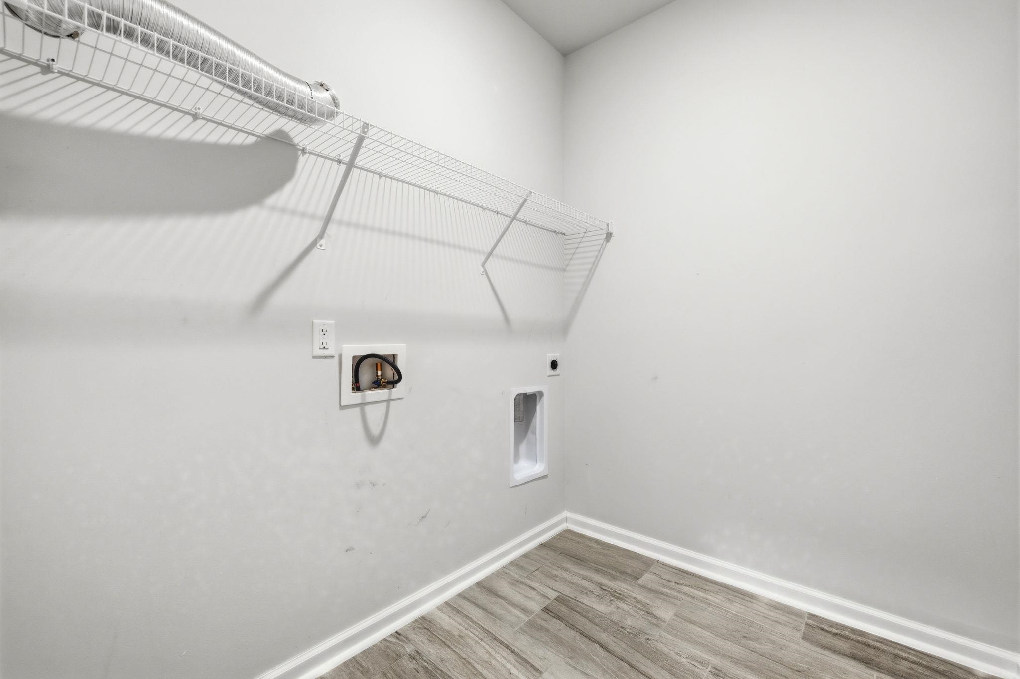 183 Juniata Loop Property Photo 33