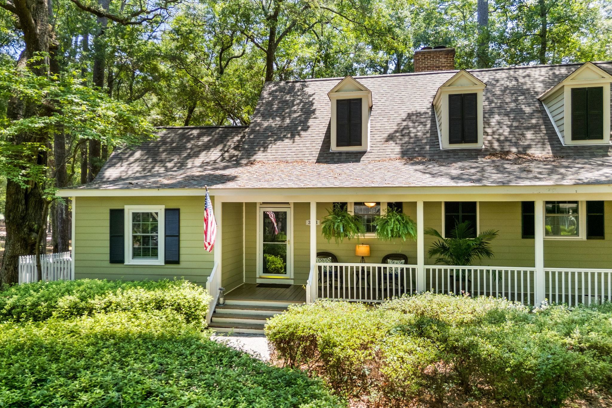 3031 Oak Grove Bend Property Photo 1