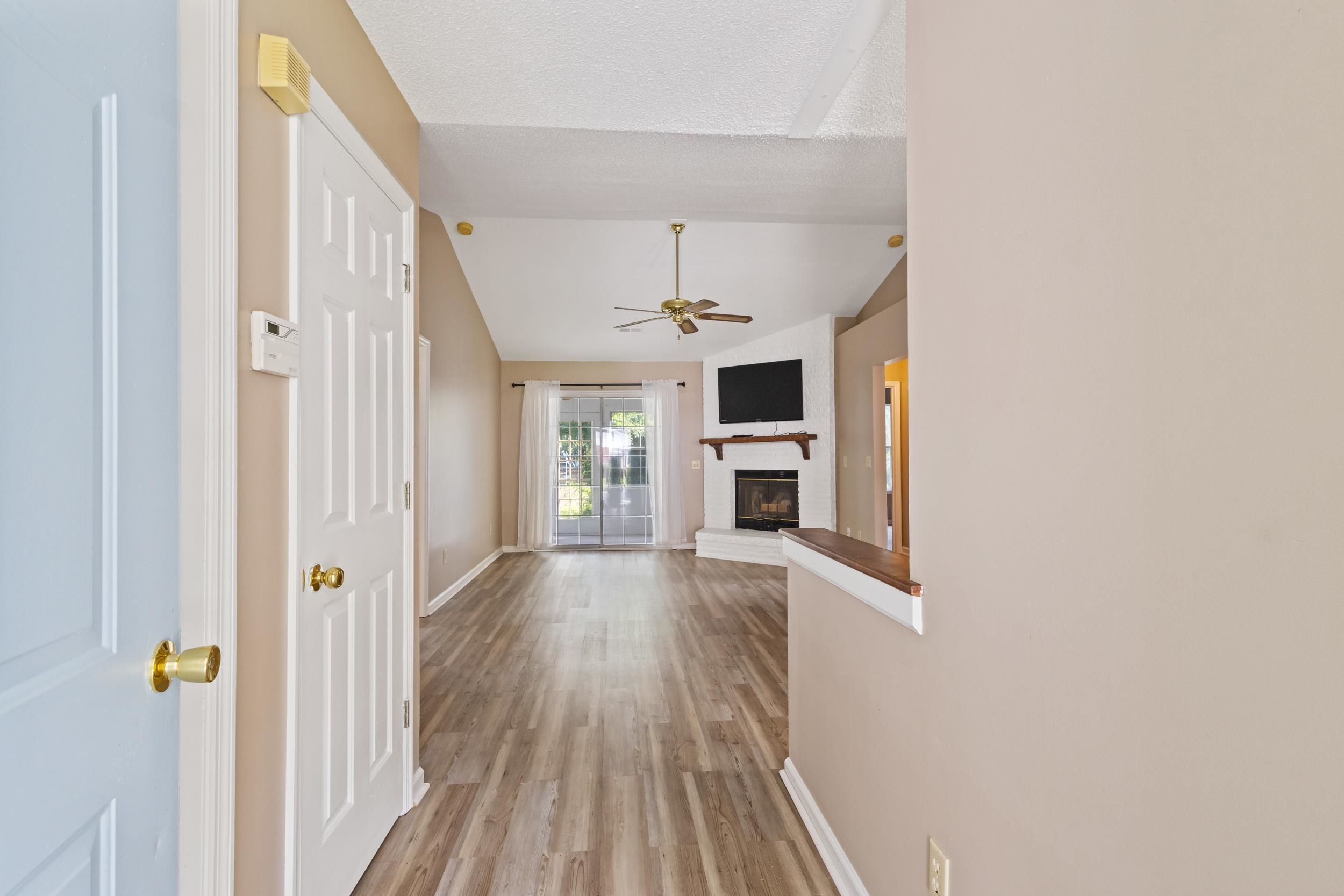3638 Eagle Trace Dr. Property Photo 2