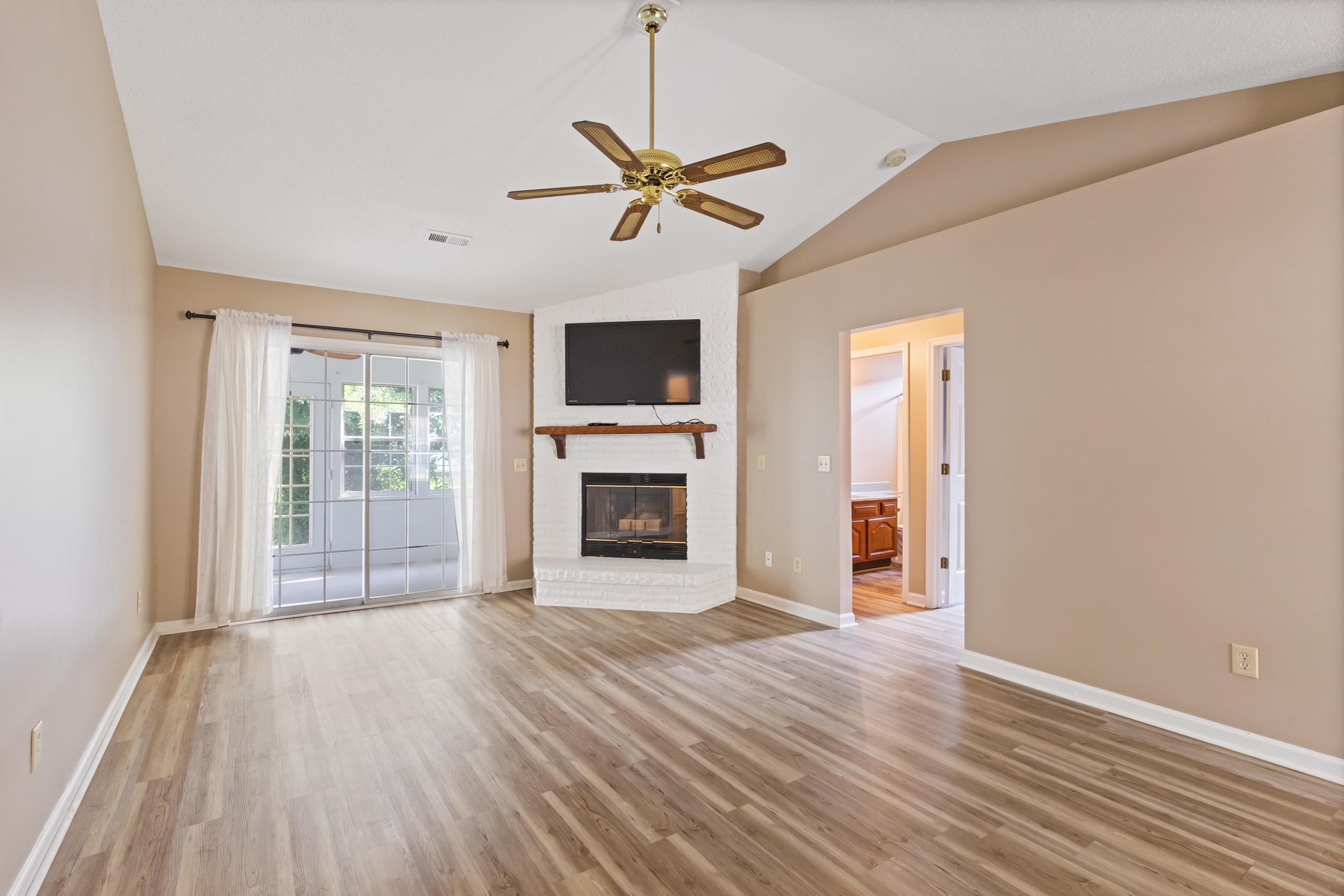 3638 Eagle Trace Dr. Property Photo 7