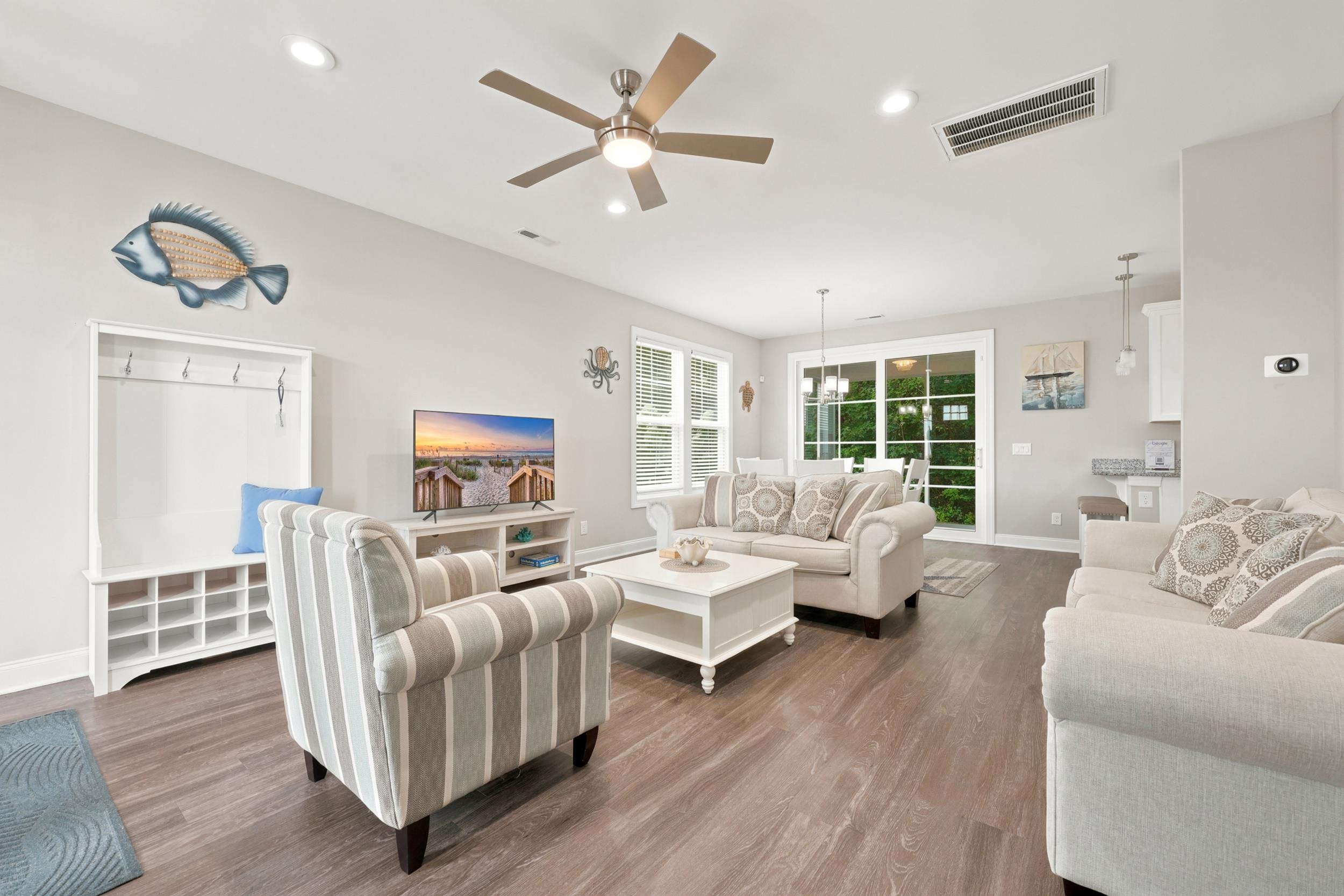 5224 Sea Coral Way Property Photo 9
