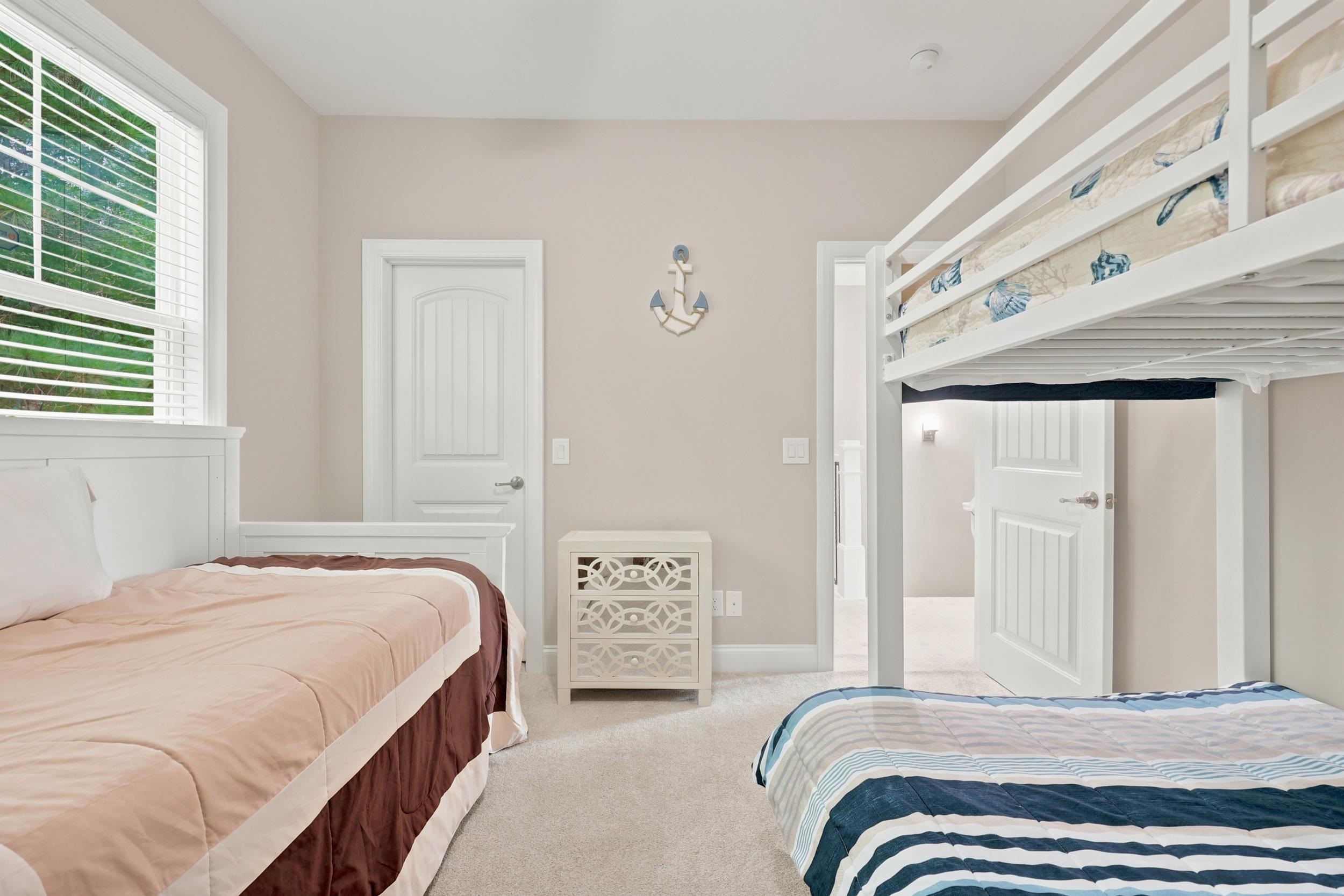 5224 Sea Coral Way Property Photo 15