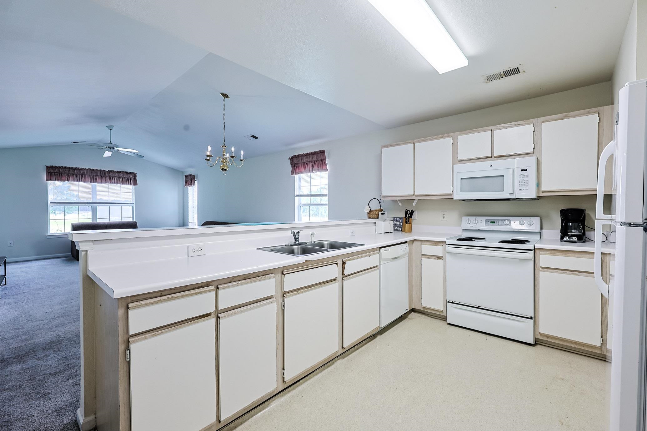 1200 River Oak Dr. Property Photo 9