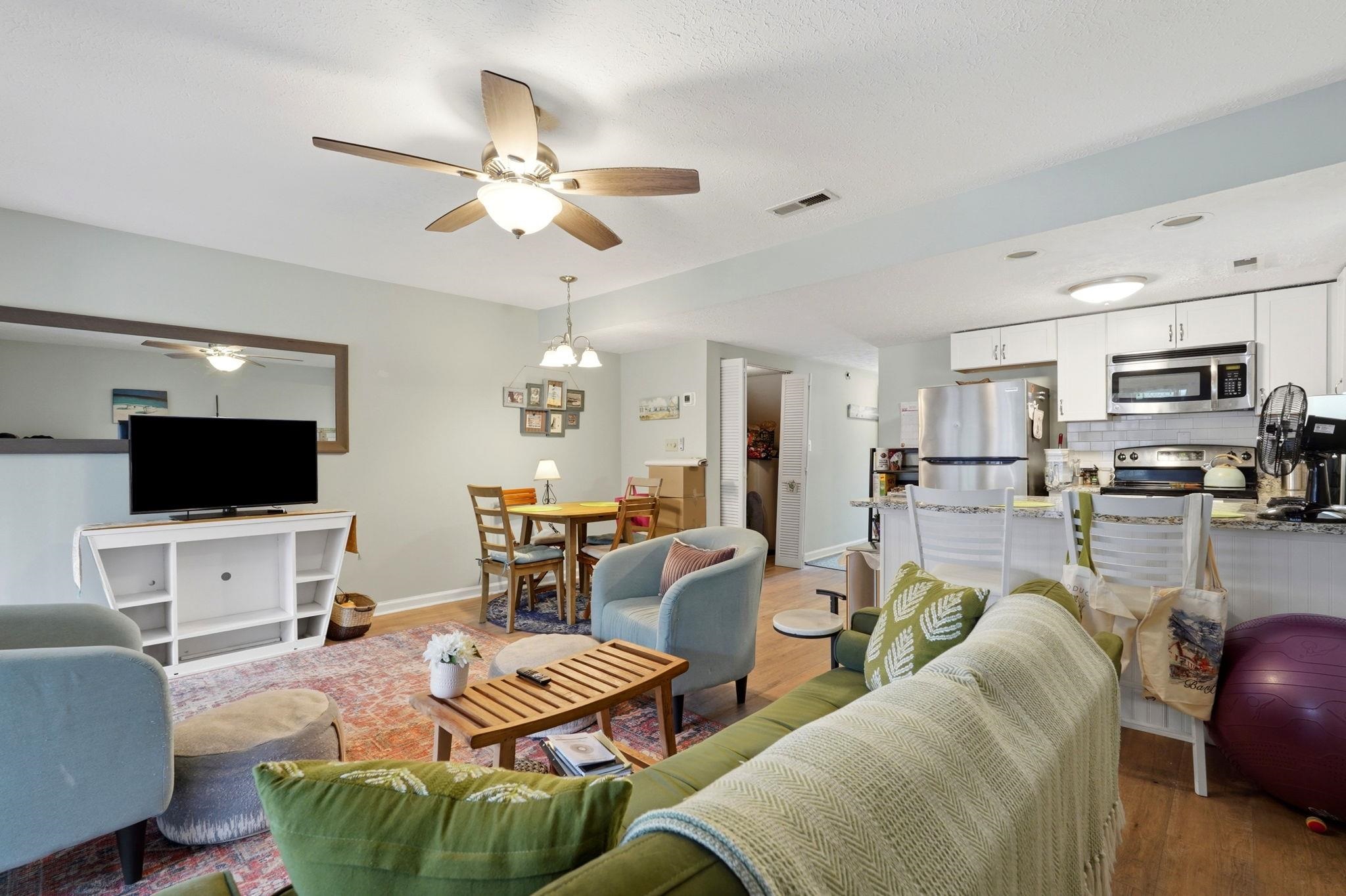 600 Deer Creek Rd. Property Photo 16