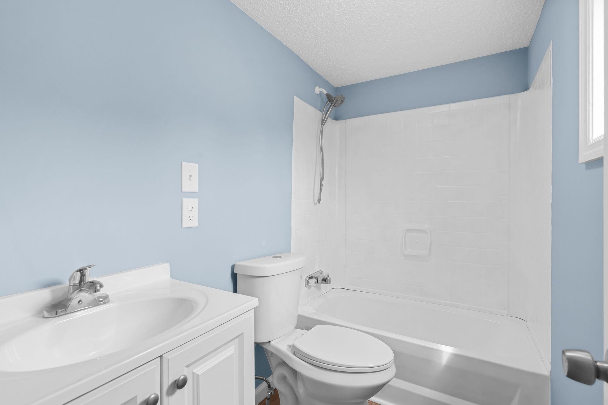 7009 Long Horne Ranch Dr. Property Photo 32