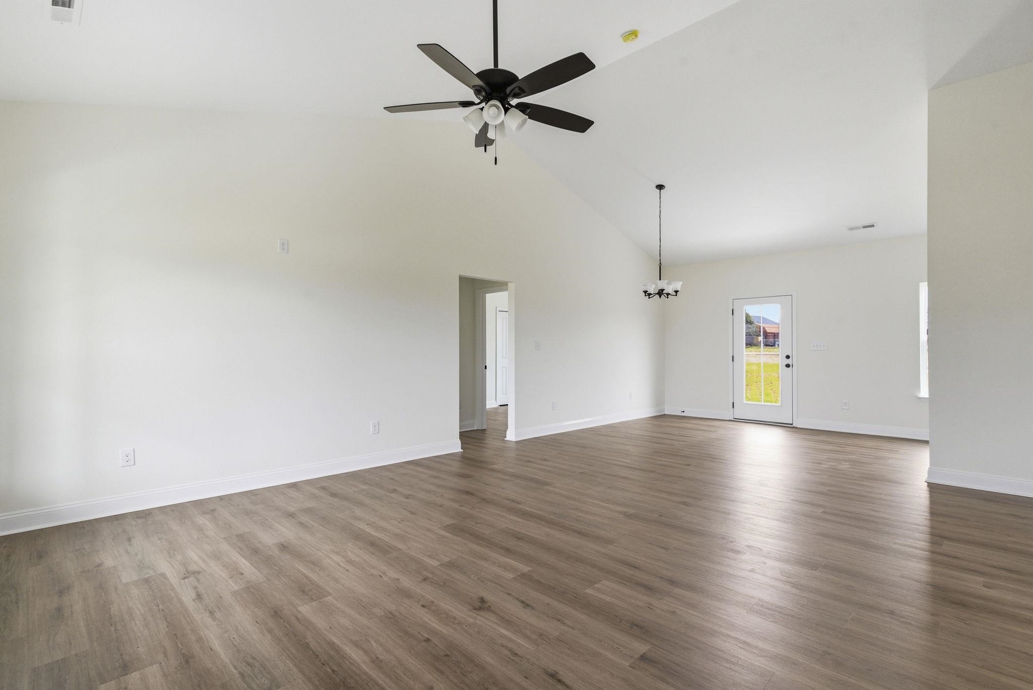 1503 Harrelson Rd. Property Photo 5