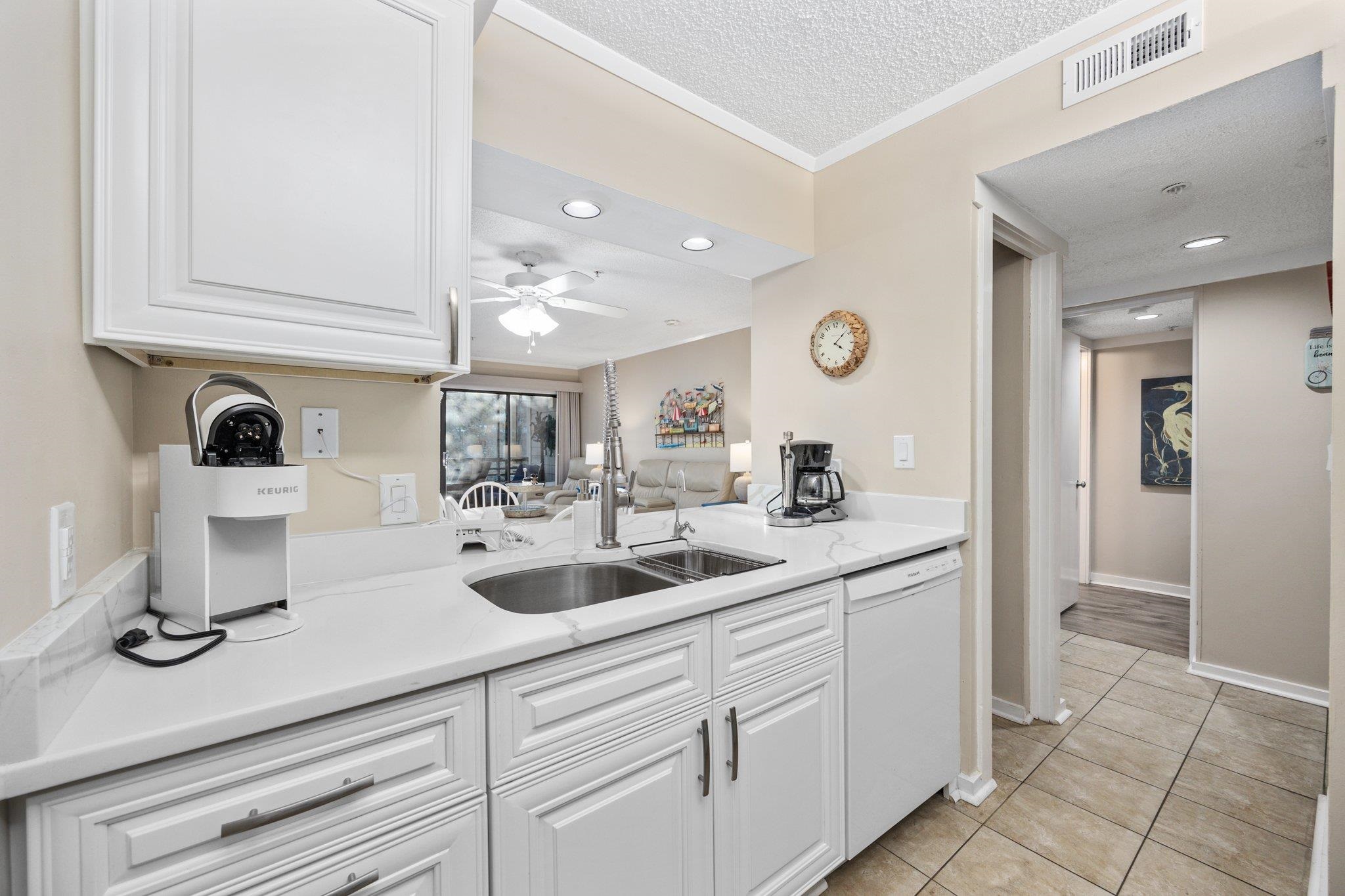 415 Ocean Creek Dr. Property Photo 12