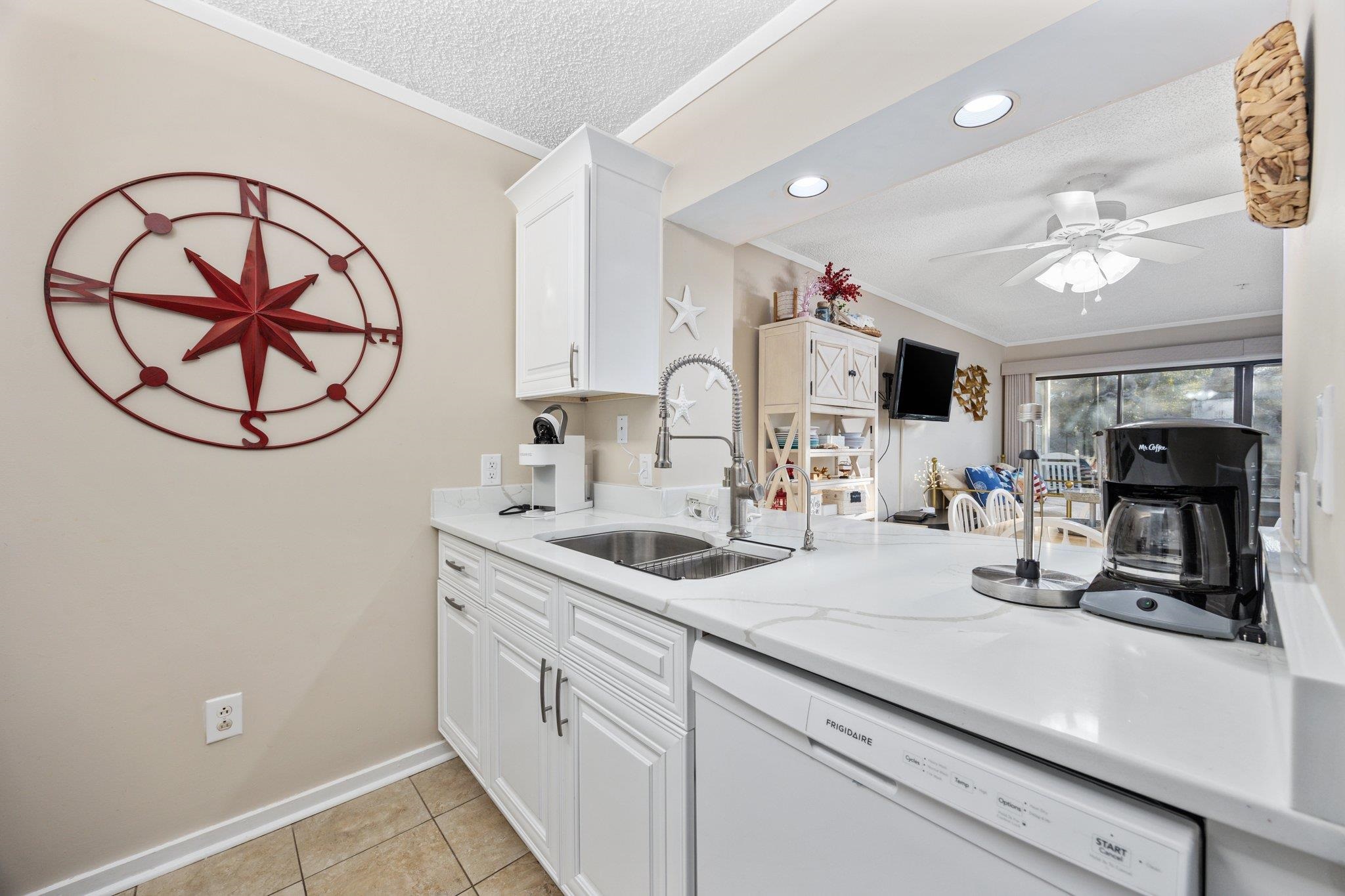 415 Ocean Creek Dr. Property Photo 14