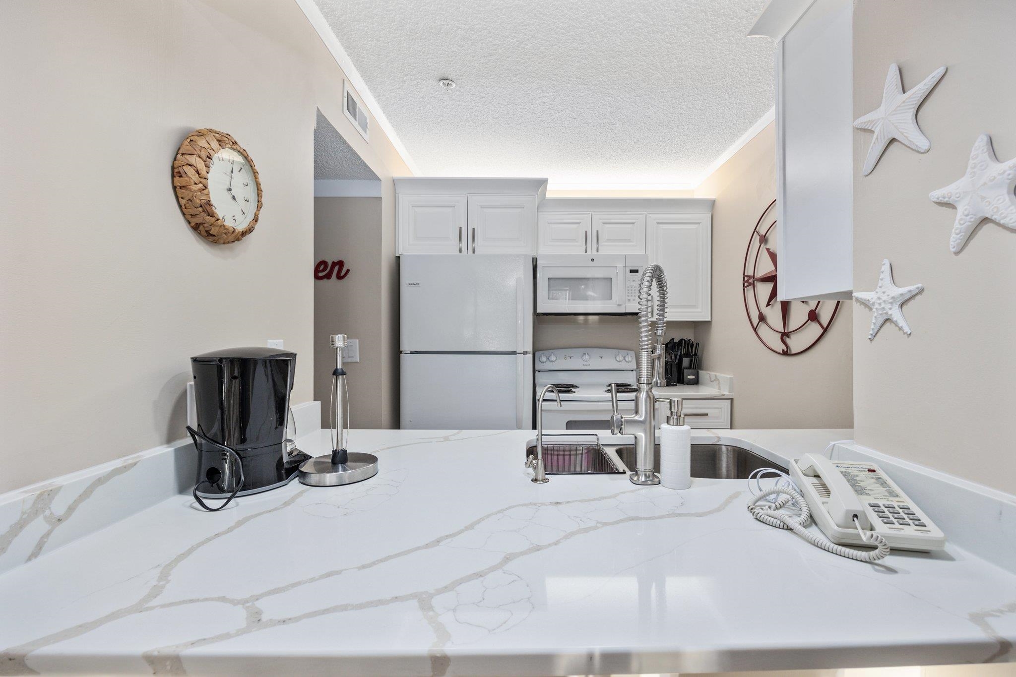 415 Ocean Creek Dr. Property Photo 15