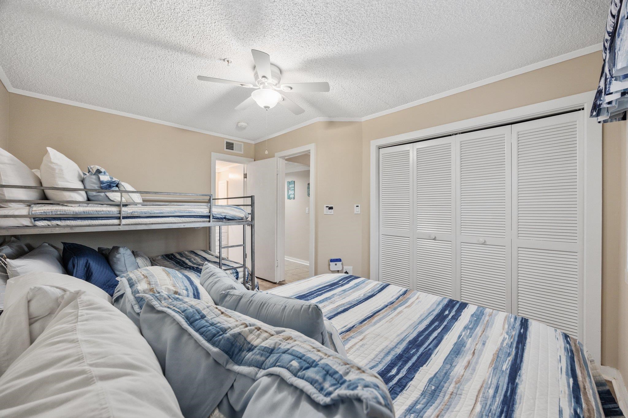 415 Ocean Creek Dr. Property Photo 22