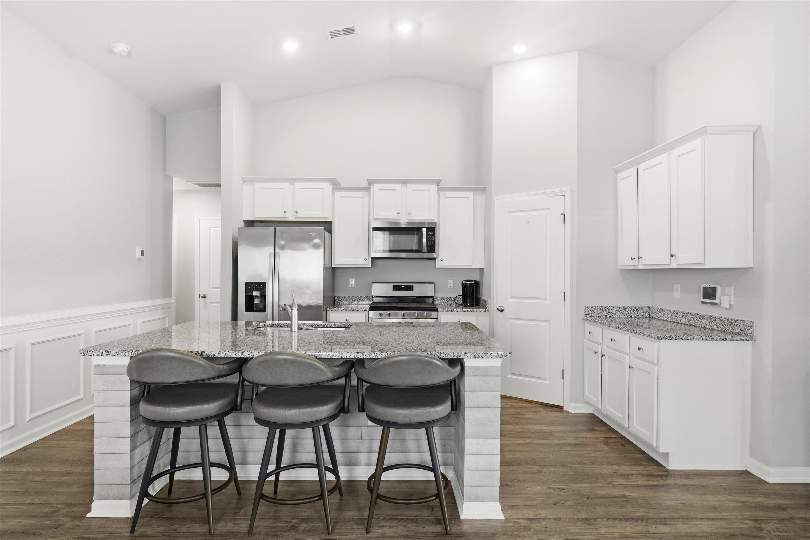 1769 Berkley Village Loop Property Photo 10