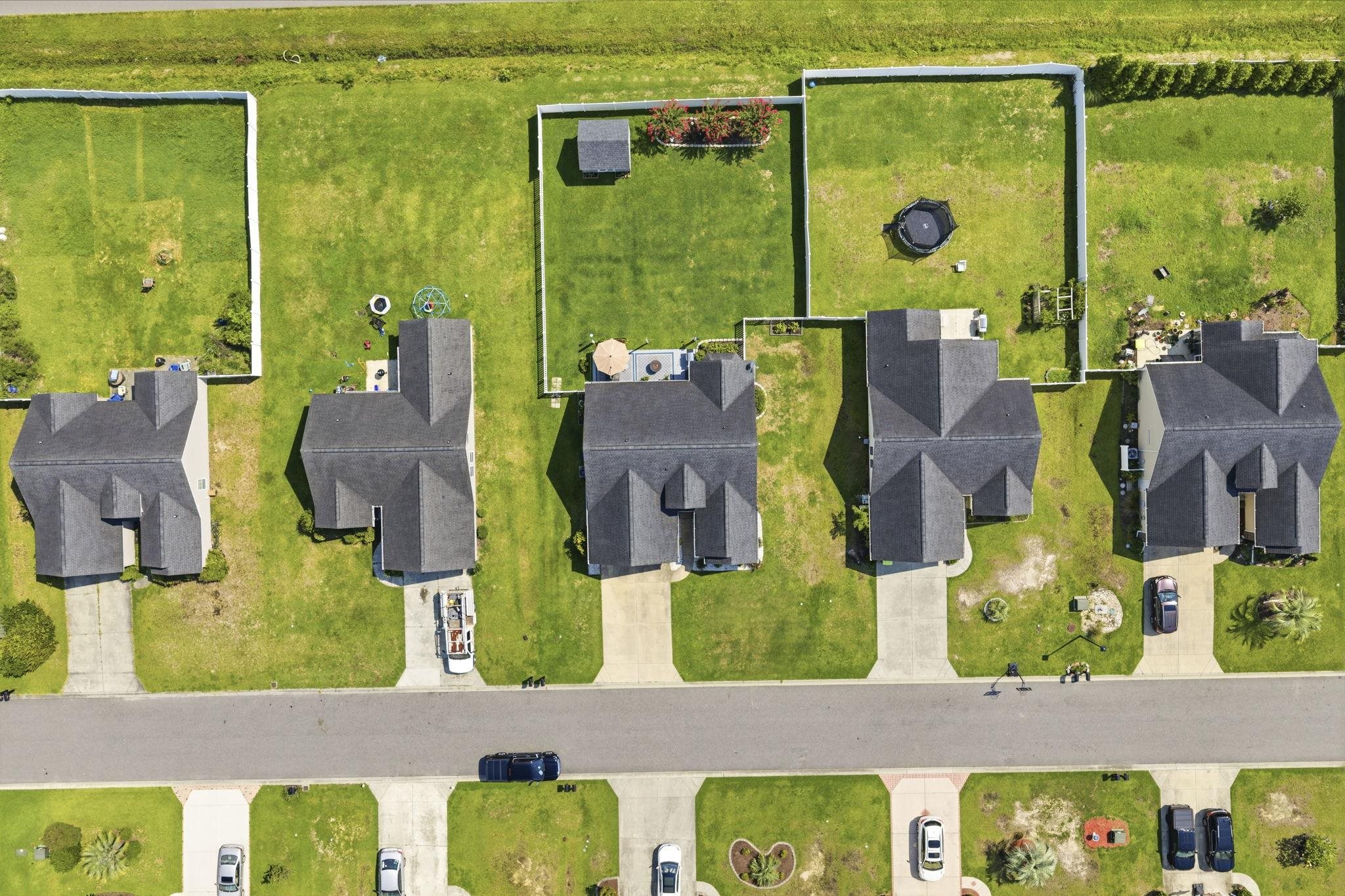 233 Encore Circle Property Photo 32