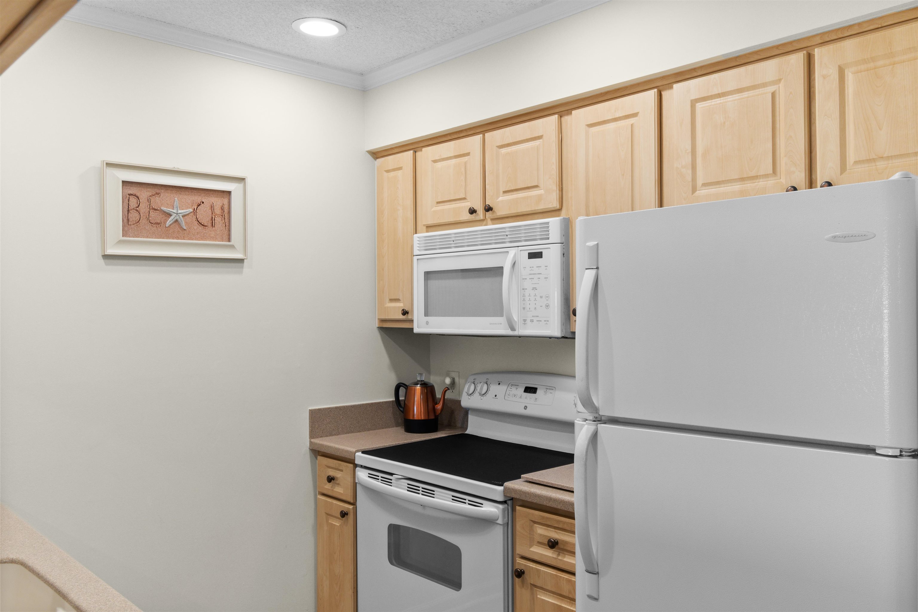 300 Marsh Pl. Property Photo 12