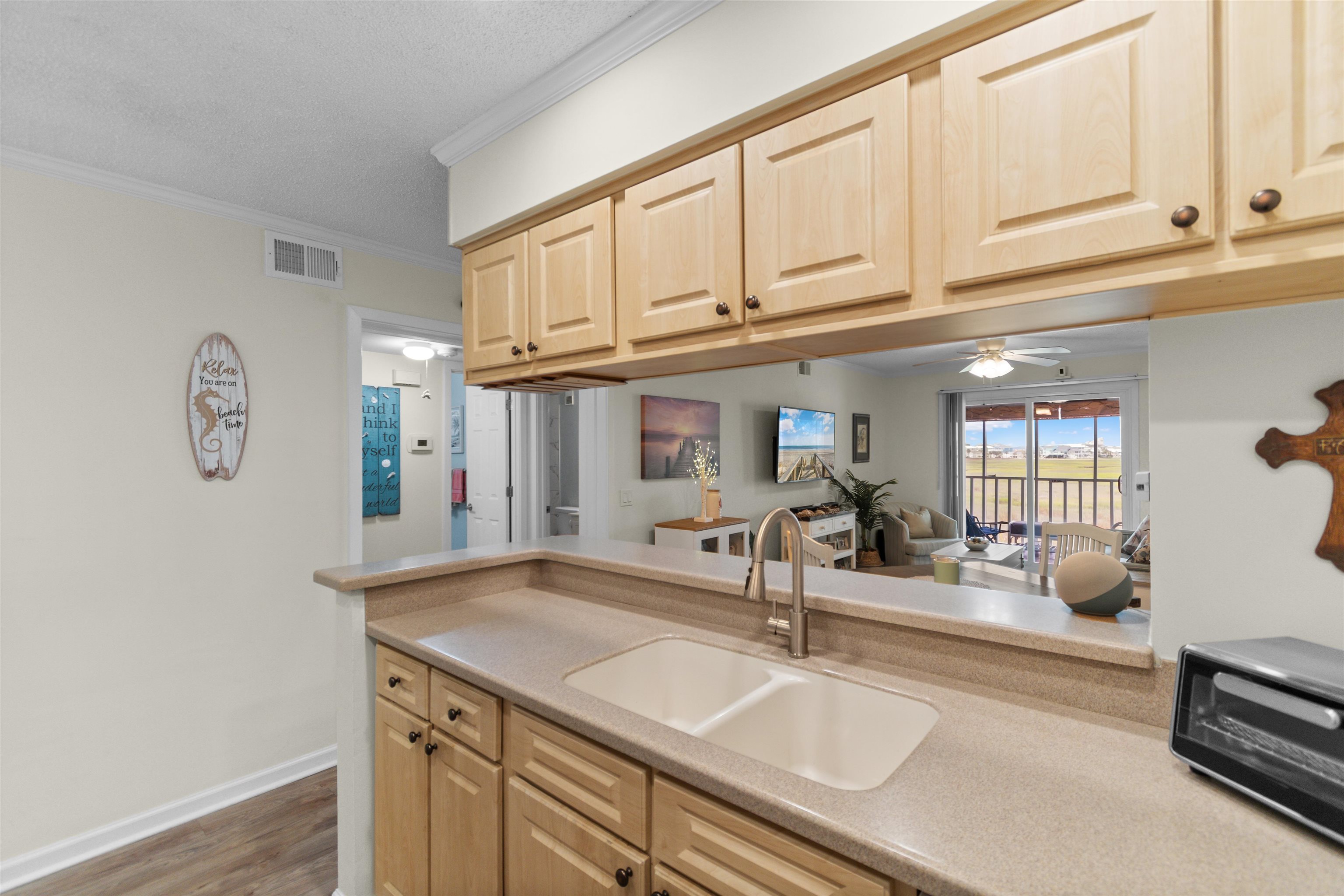 300 Marsh Pl. Property Photo 15