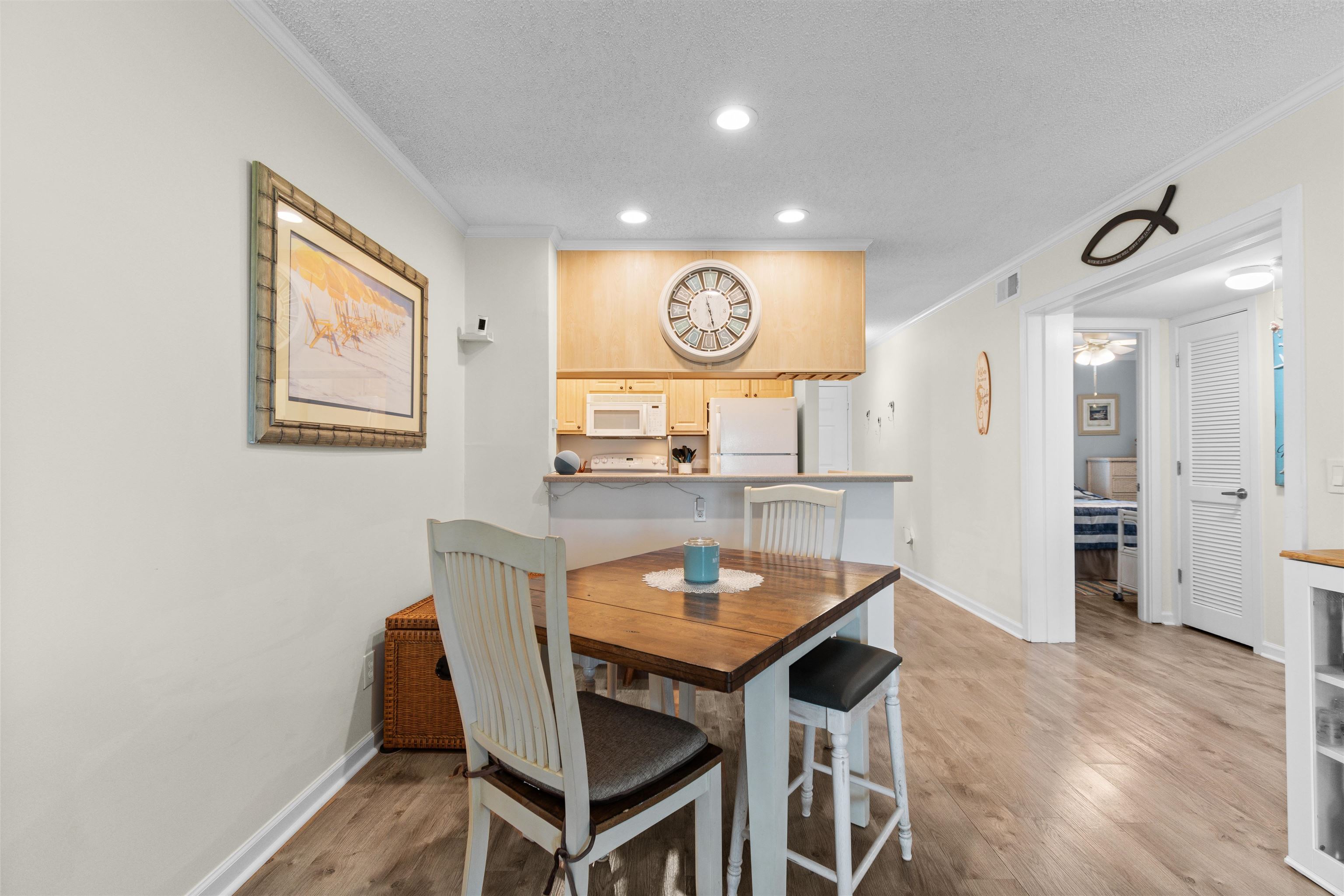 300 Marsh Pl. Property Photo 16