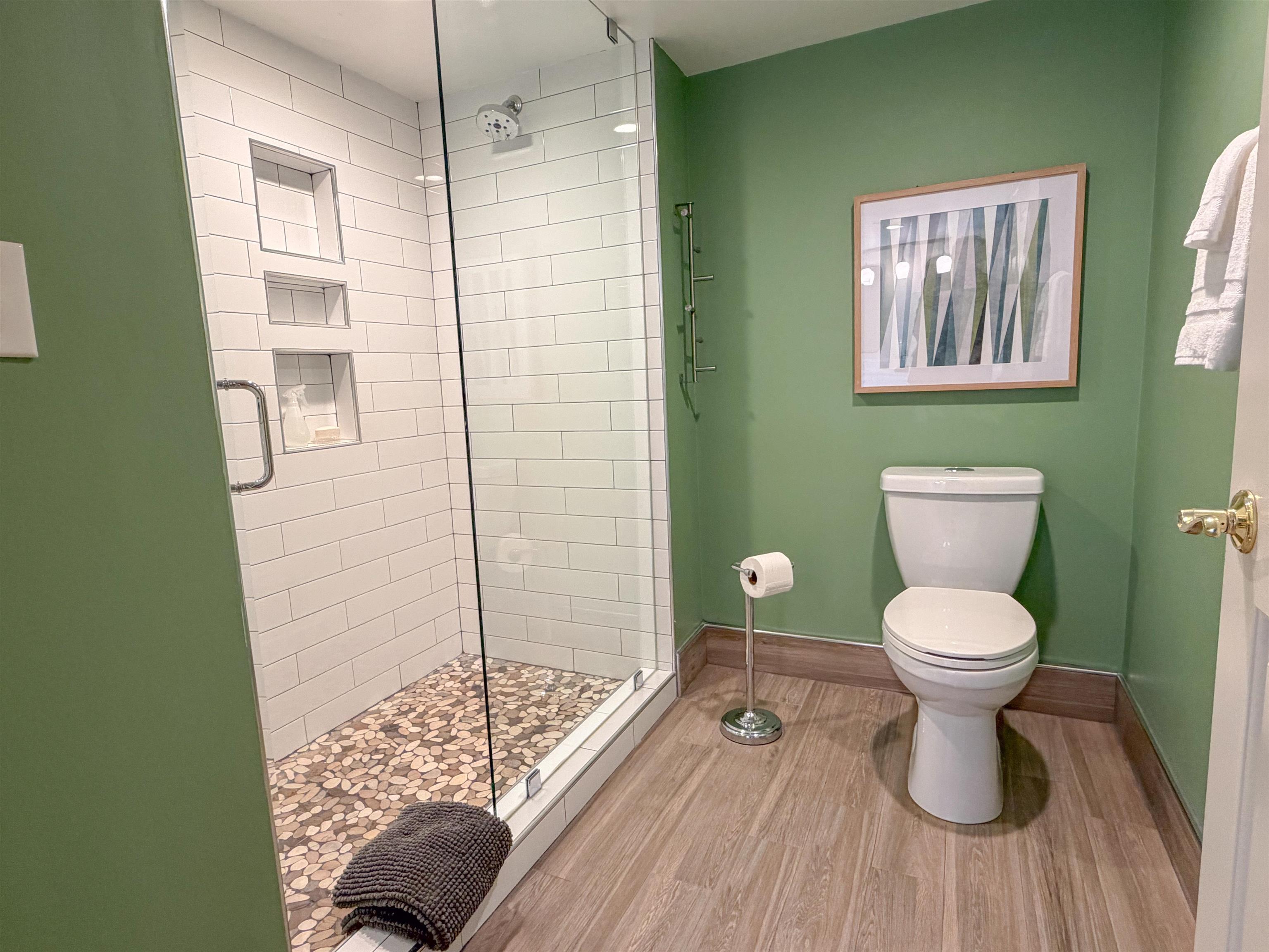 8560 Queensway Blvd. Property Photo 36