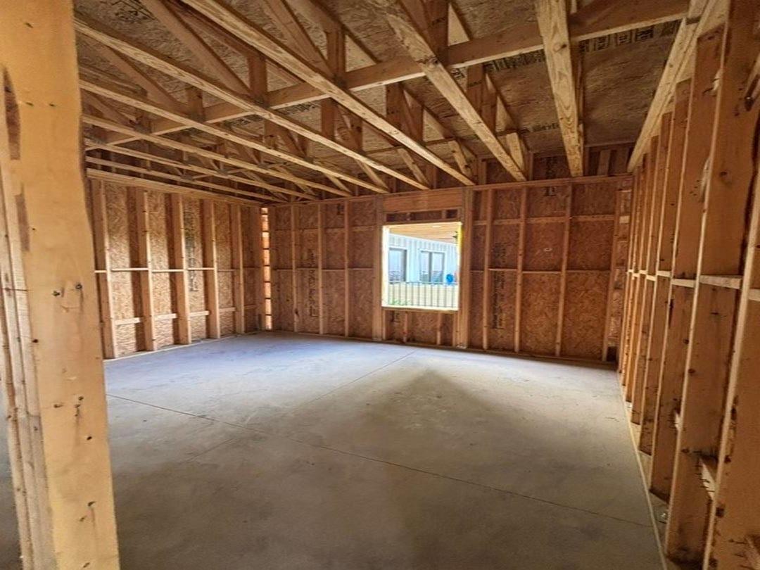 429 Harbour View Dr. Property Photo 14