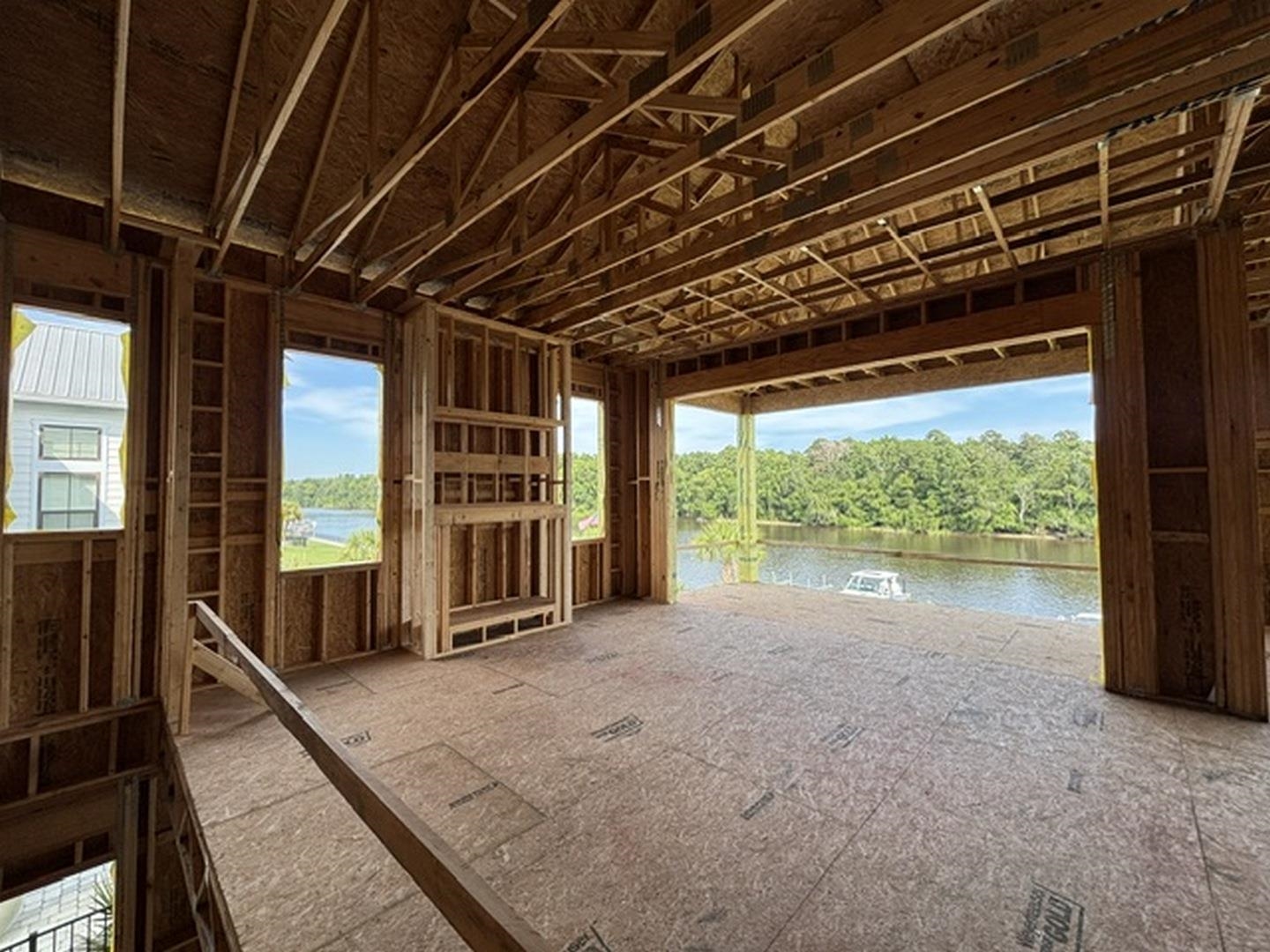 429 Harbour View Dr. Property Photo 17