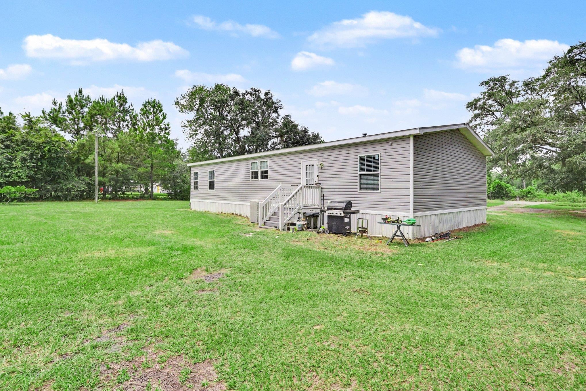 160 Genesis Dr Property Photo 25