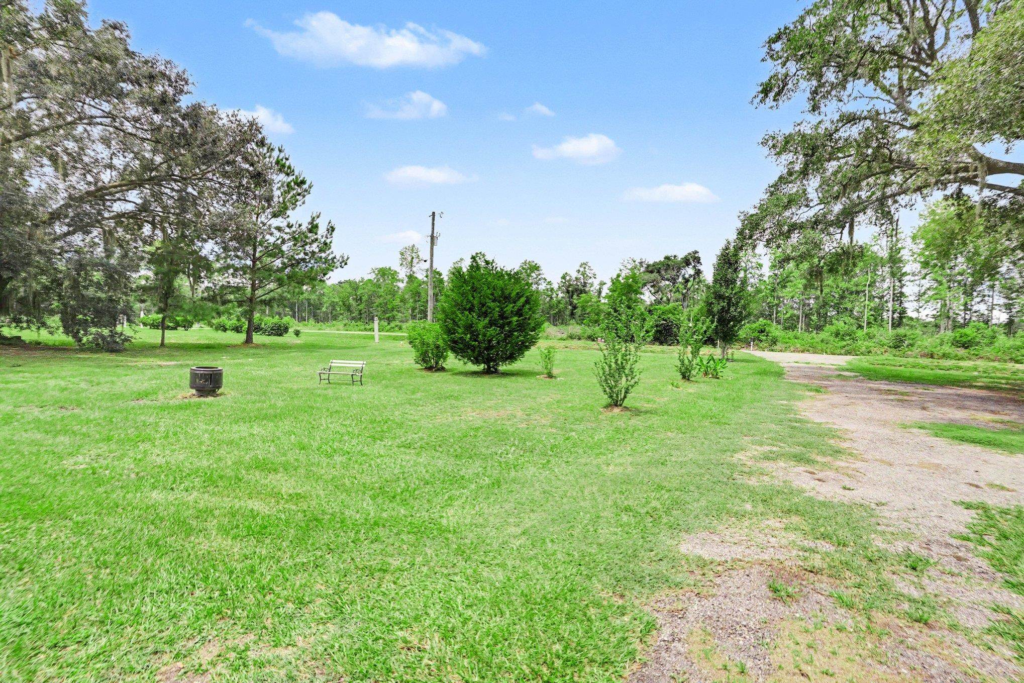 160 Genesis Dr Property Photo 28