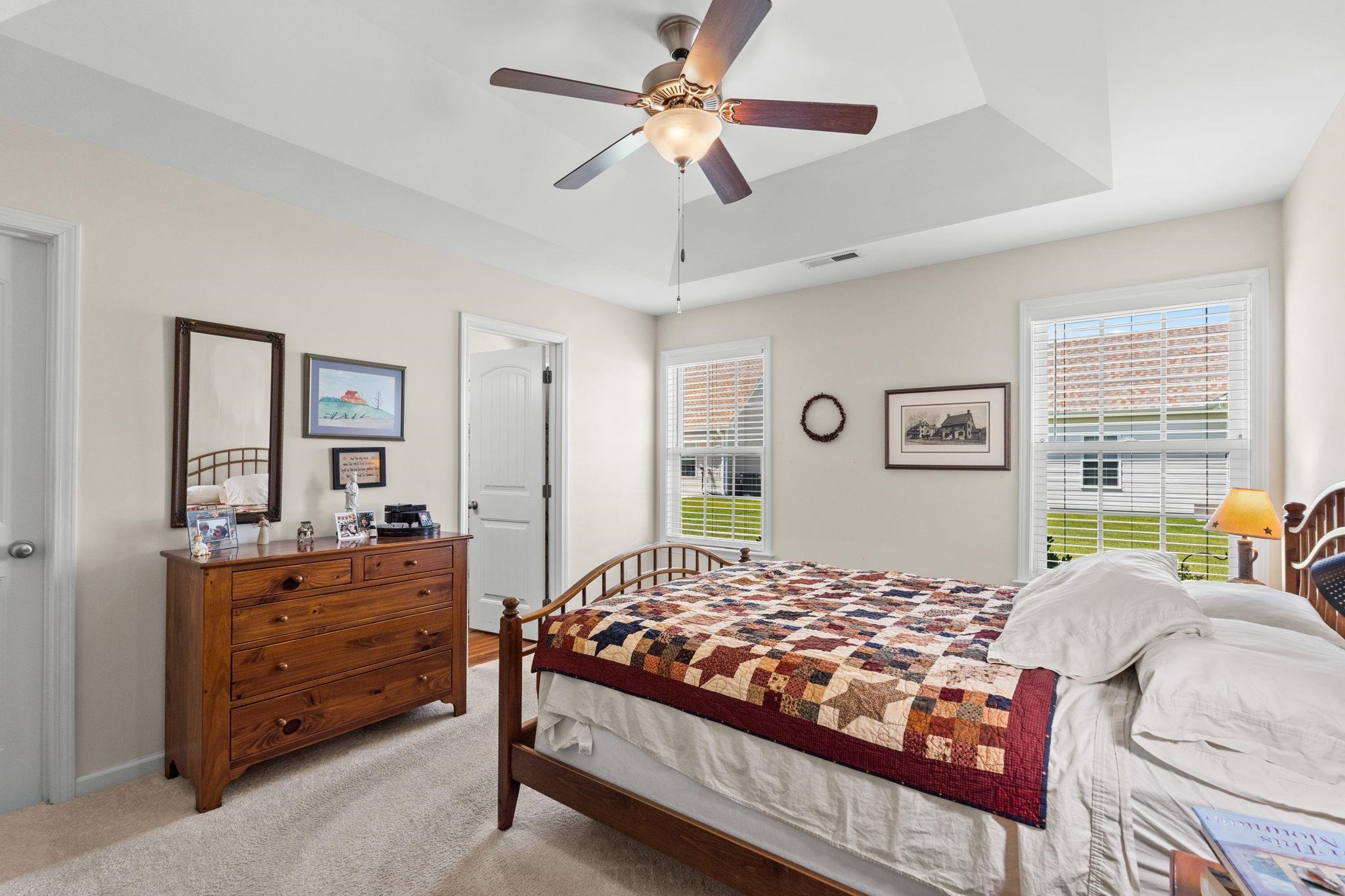 852 Inglenook Ln. Property Photo 14