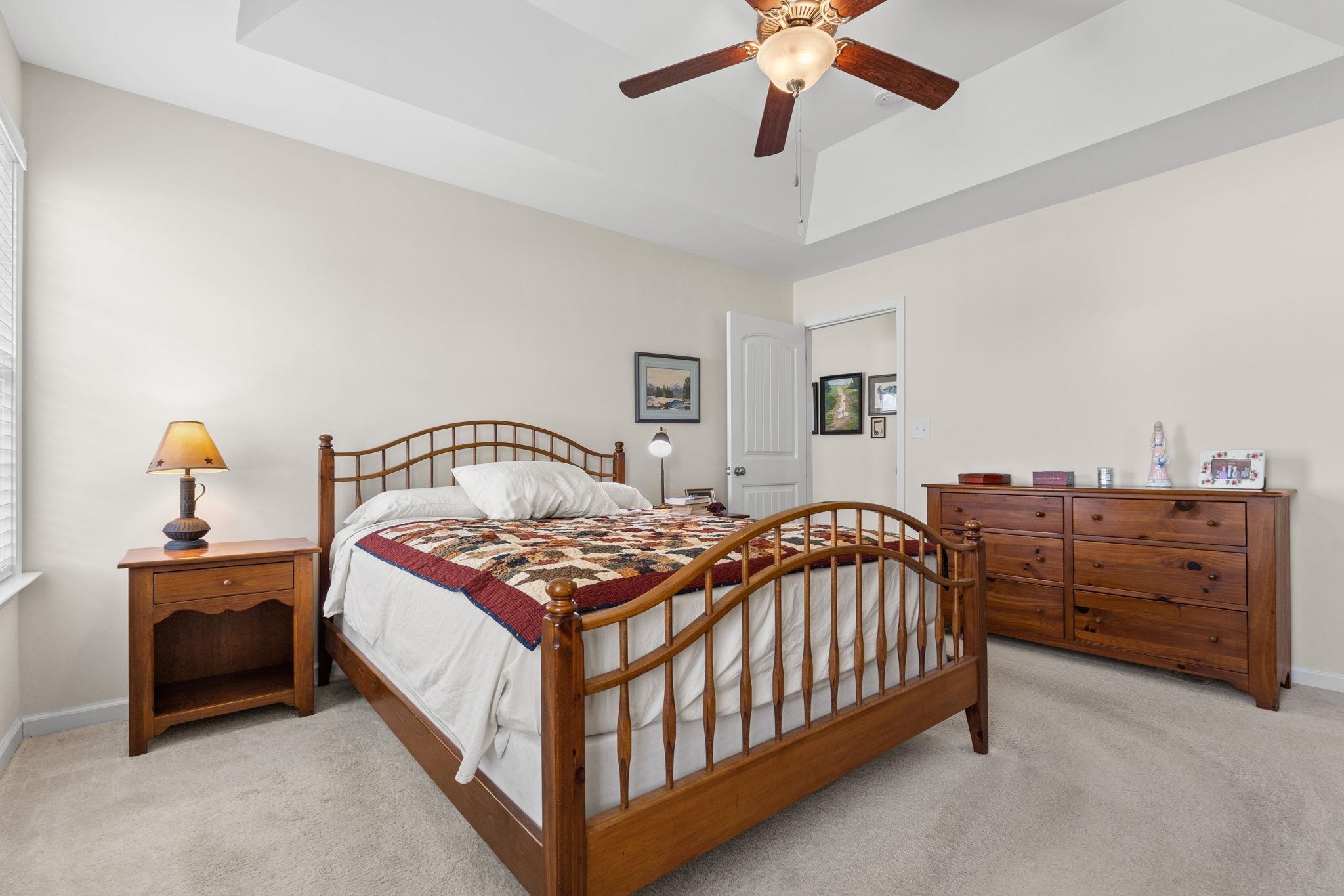 852 Inglenook Ln. Property Photo 15