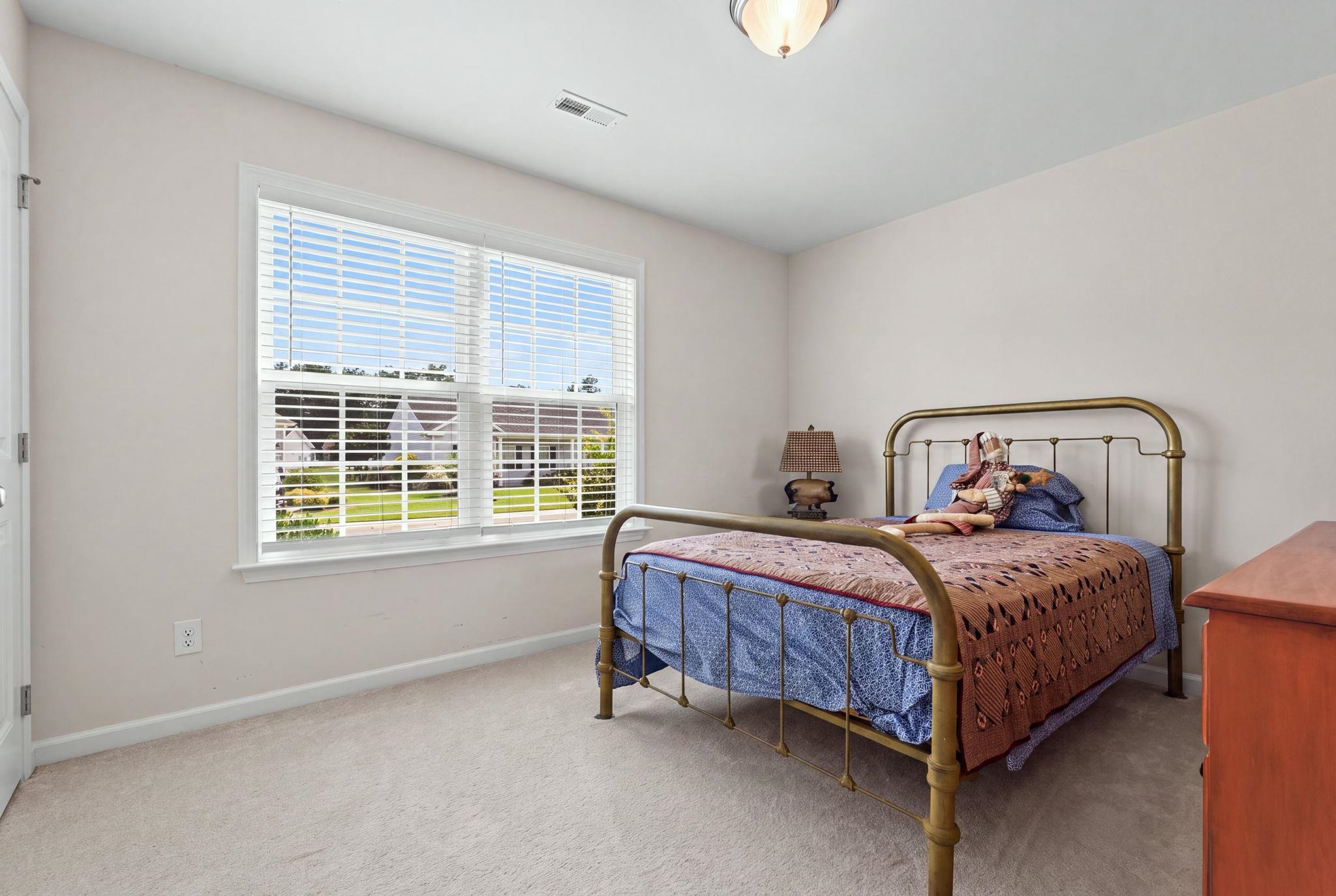 852 Inglenook Ln. Property Photo 21