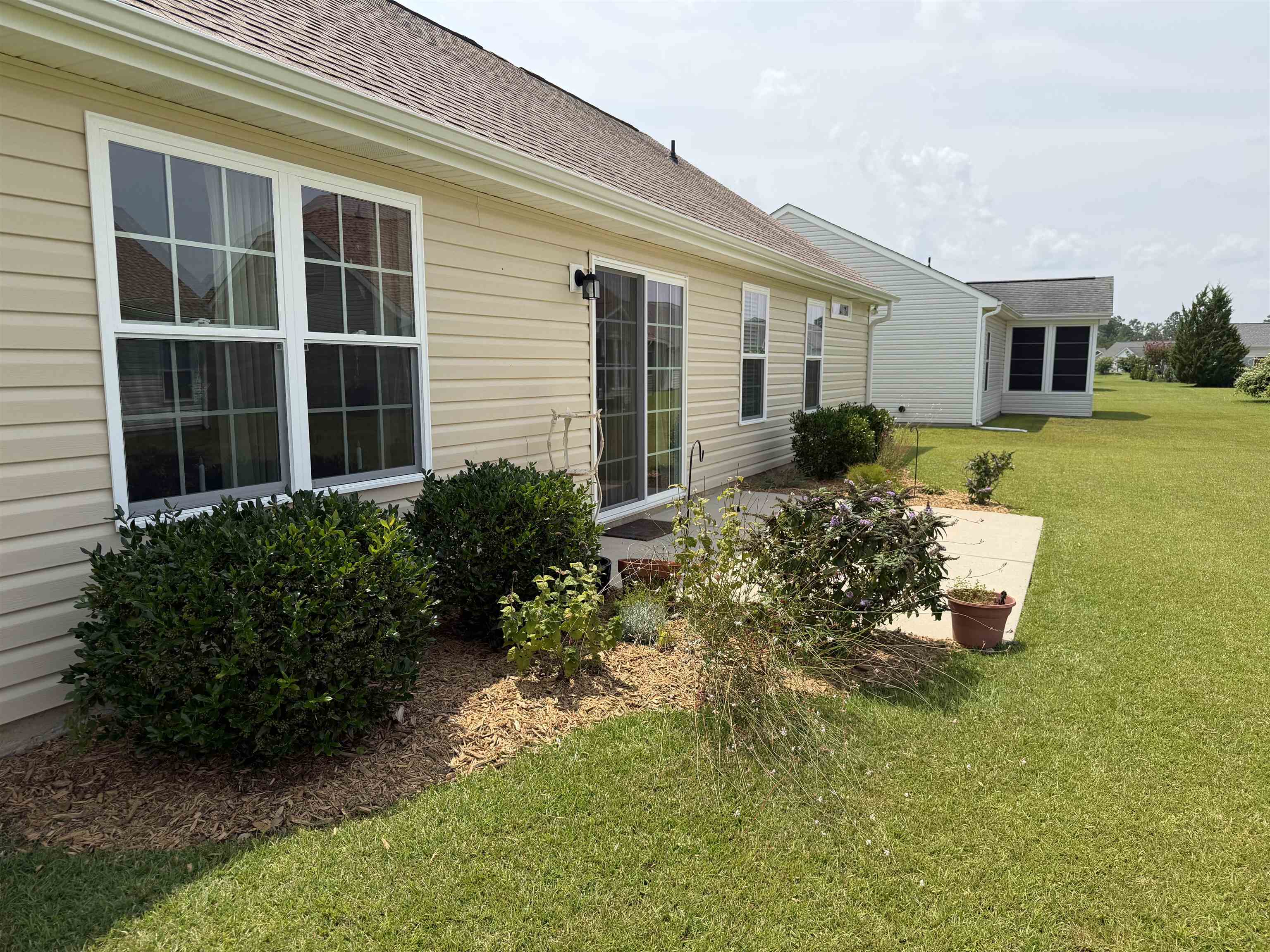 852 Inglenook Ln. Property Photo 27
