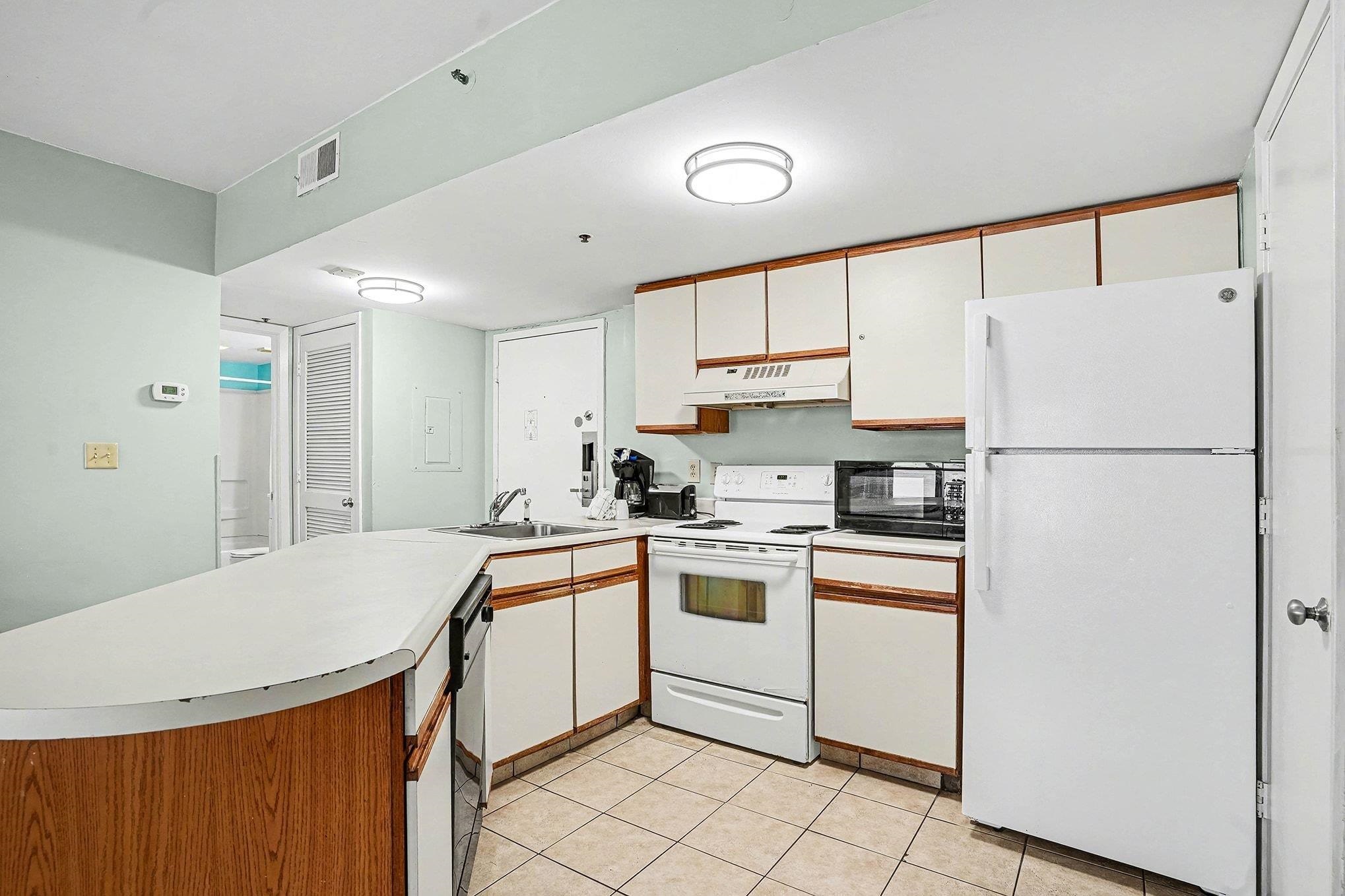 1605 S Ocean Blvd. Property Photo 7