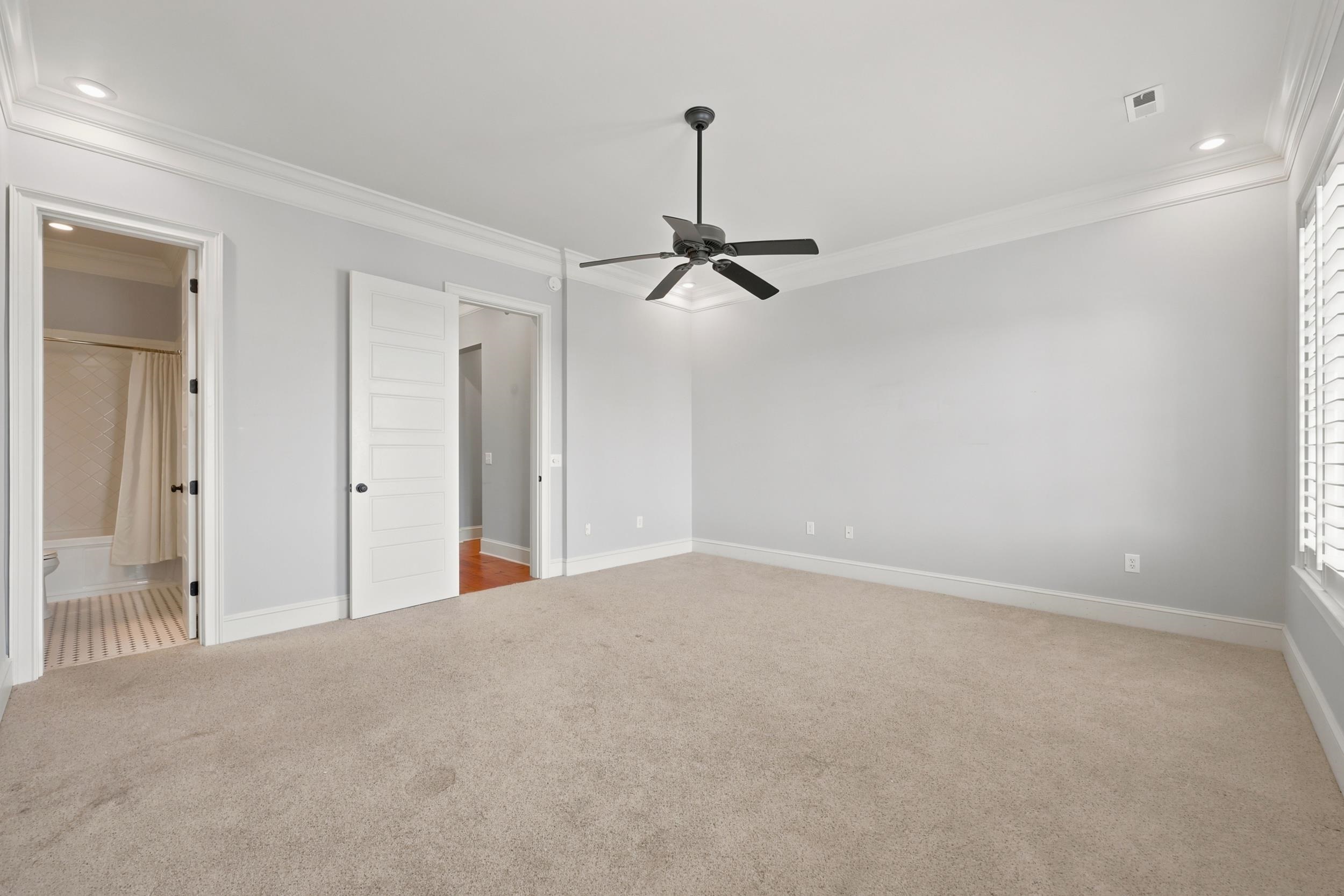2254 S Waccamaw Dr. Property Photo 17