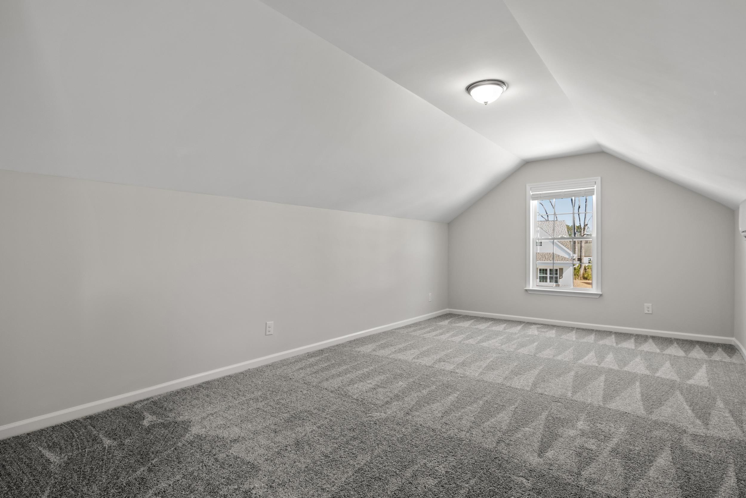 1054 Dogwood St. Property Photo 15