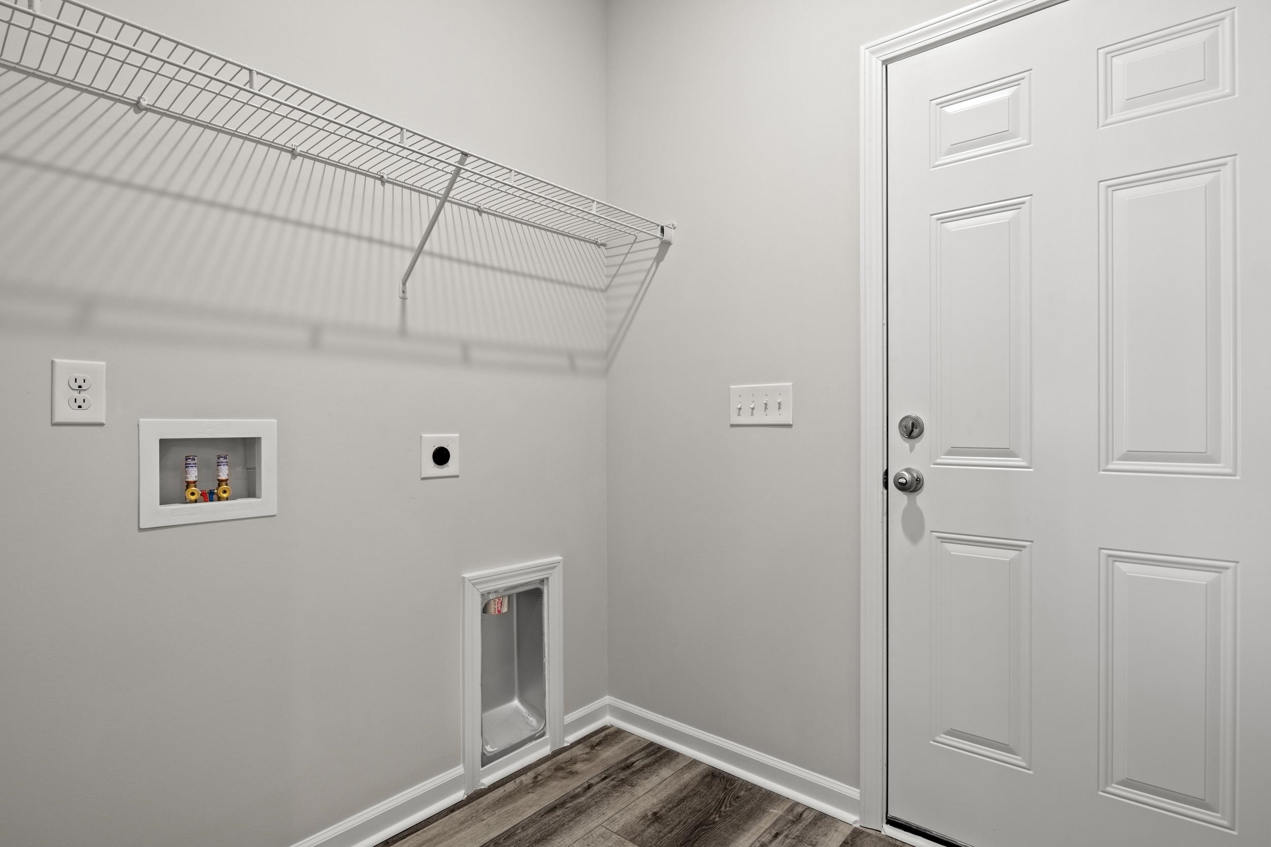 1054 Dogwood St. Property Photo 18