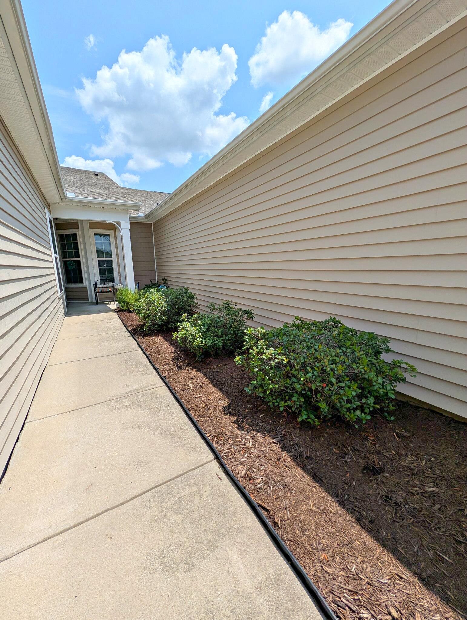 1529 Palmina Loop Property Photo 5