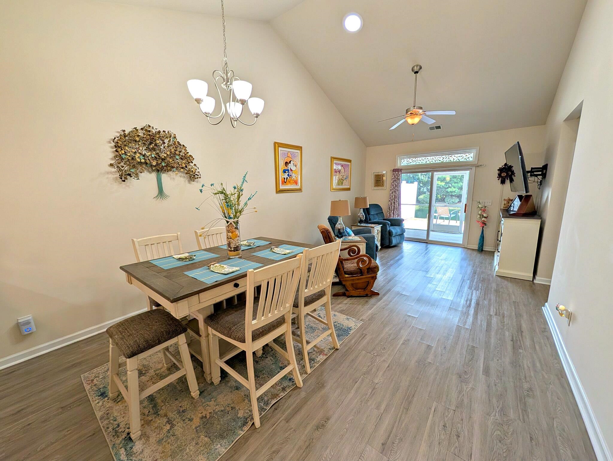 1529 Palmina Loop Property Photo 13