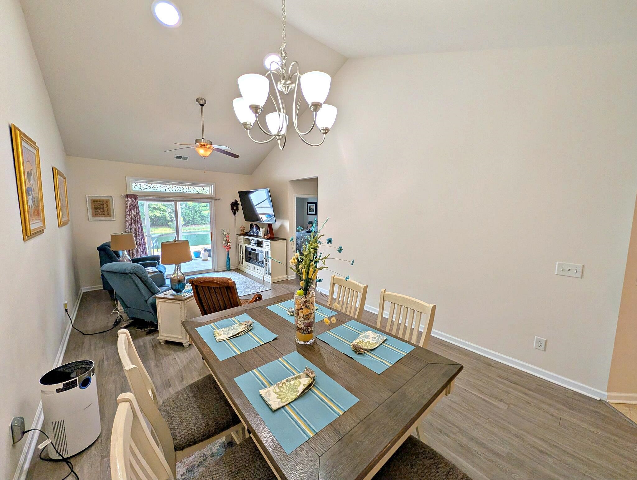 1529 Palmina Loop Property Photo 14