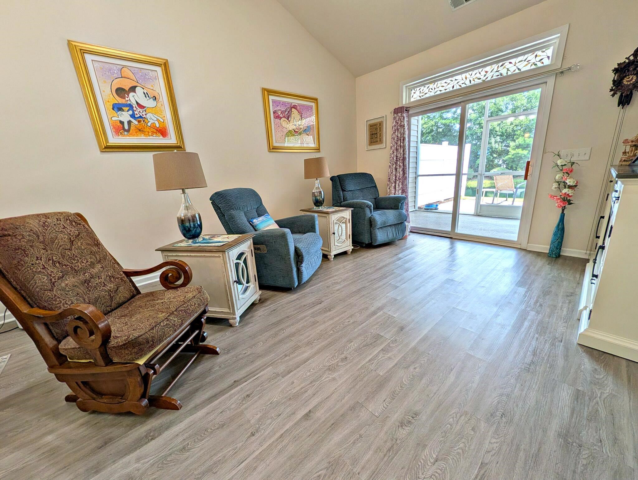 1529 Palmina Loop Property Photo 17