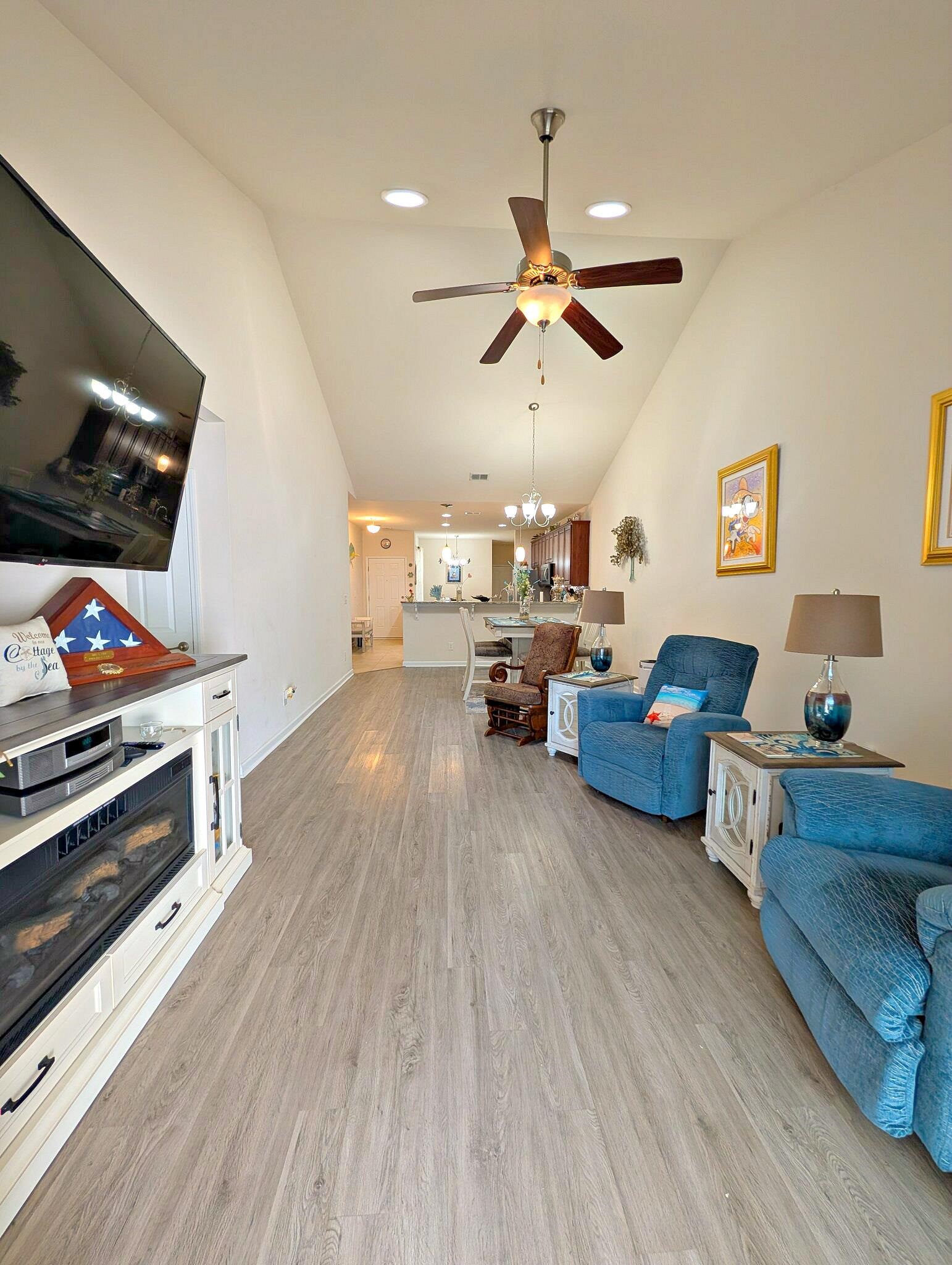 1529 Palmina Loop Property Photo 25