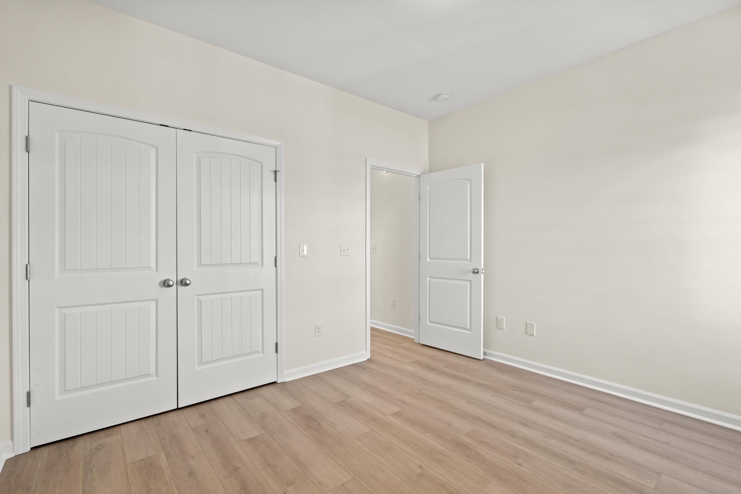 613 Bay St. Property Photo 15
