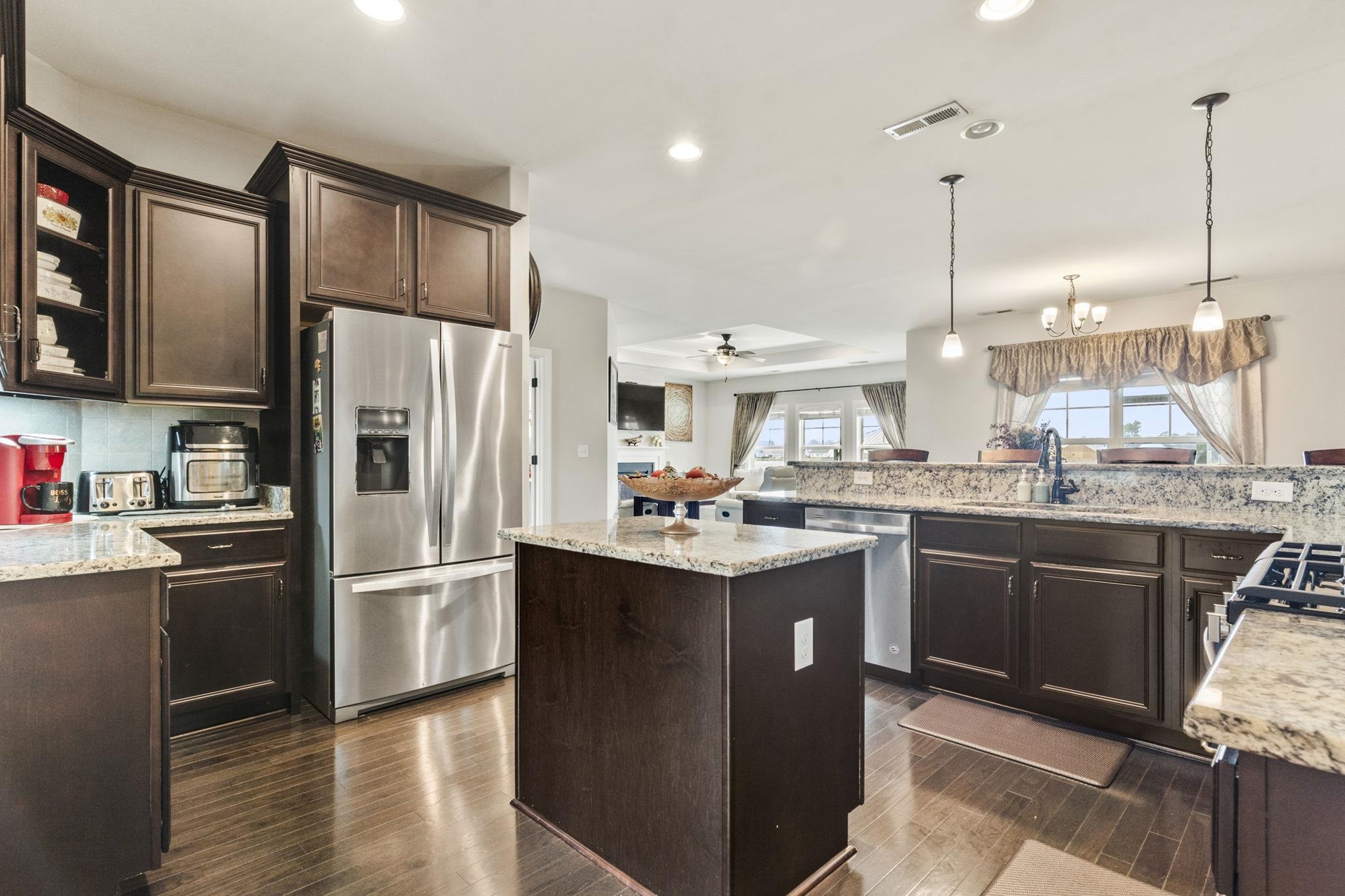 586 Indigo Bay Circle Property Photo 7