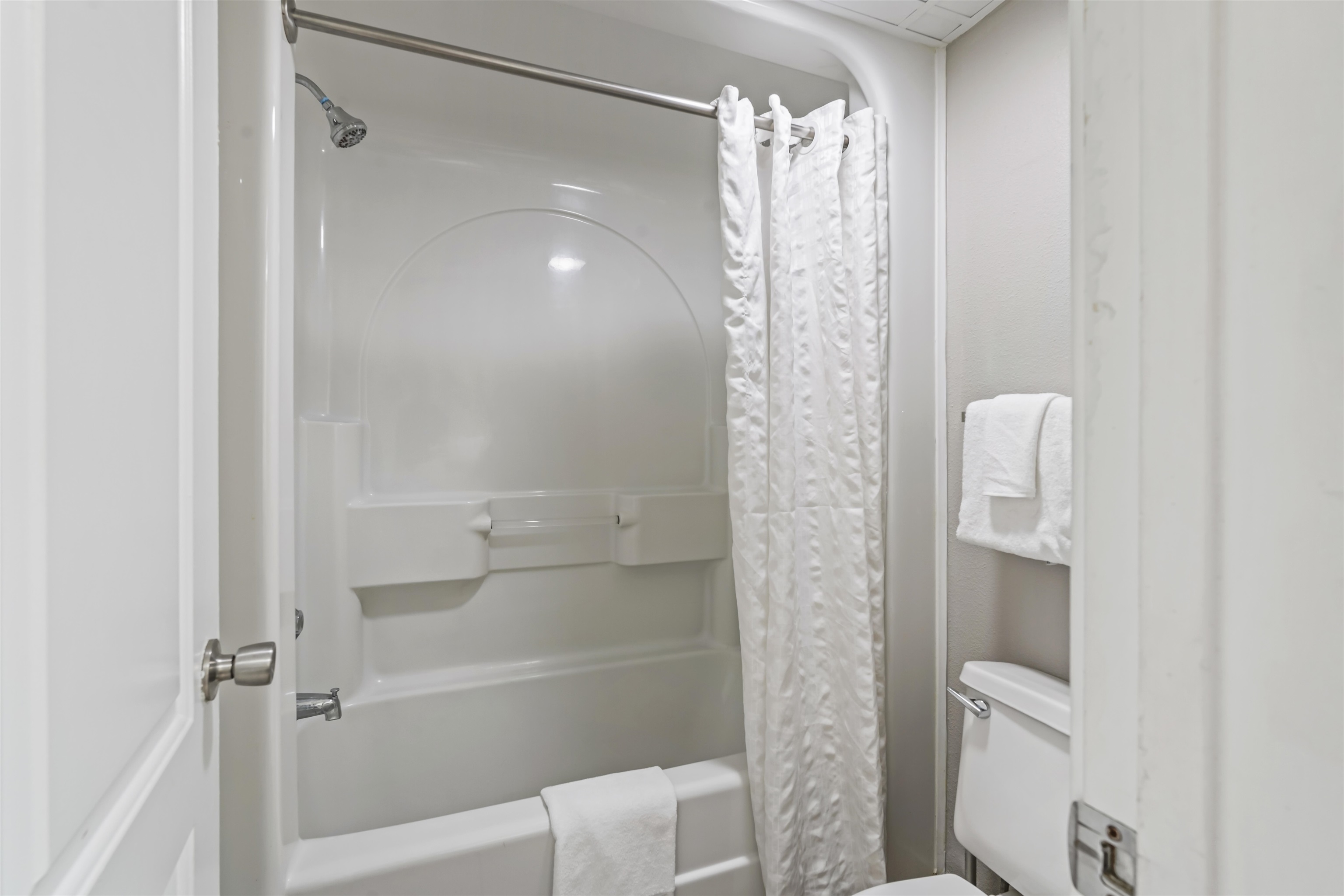 6804 N Ocean Blvd. Property Photo 19
