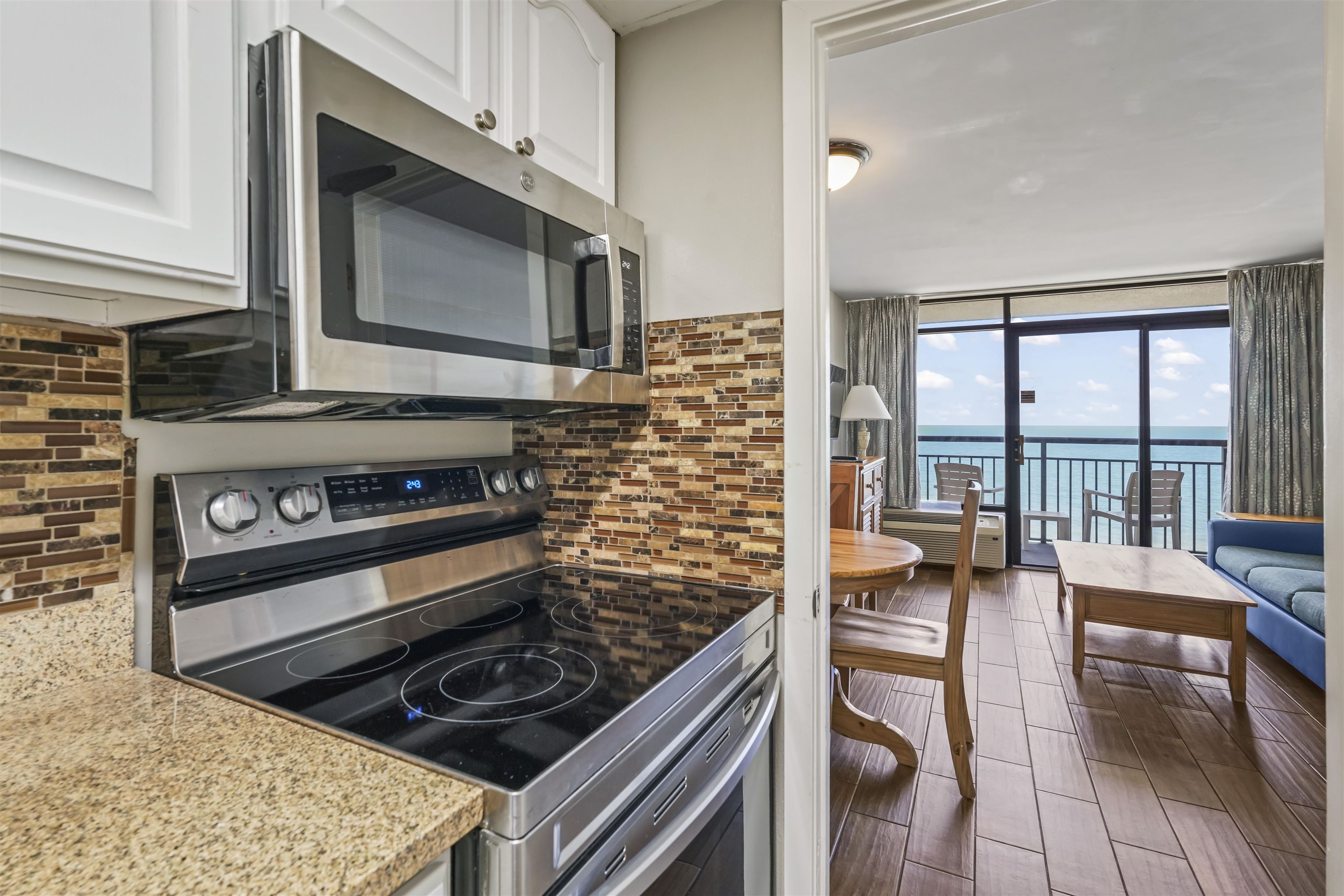 6804 N Ocean Blvd. Property Photo 25