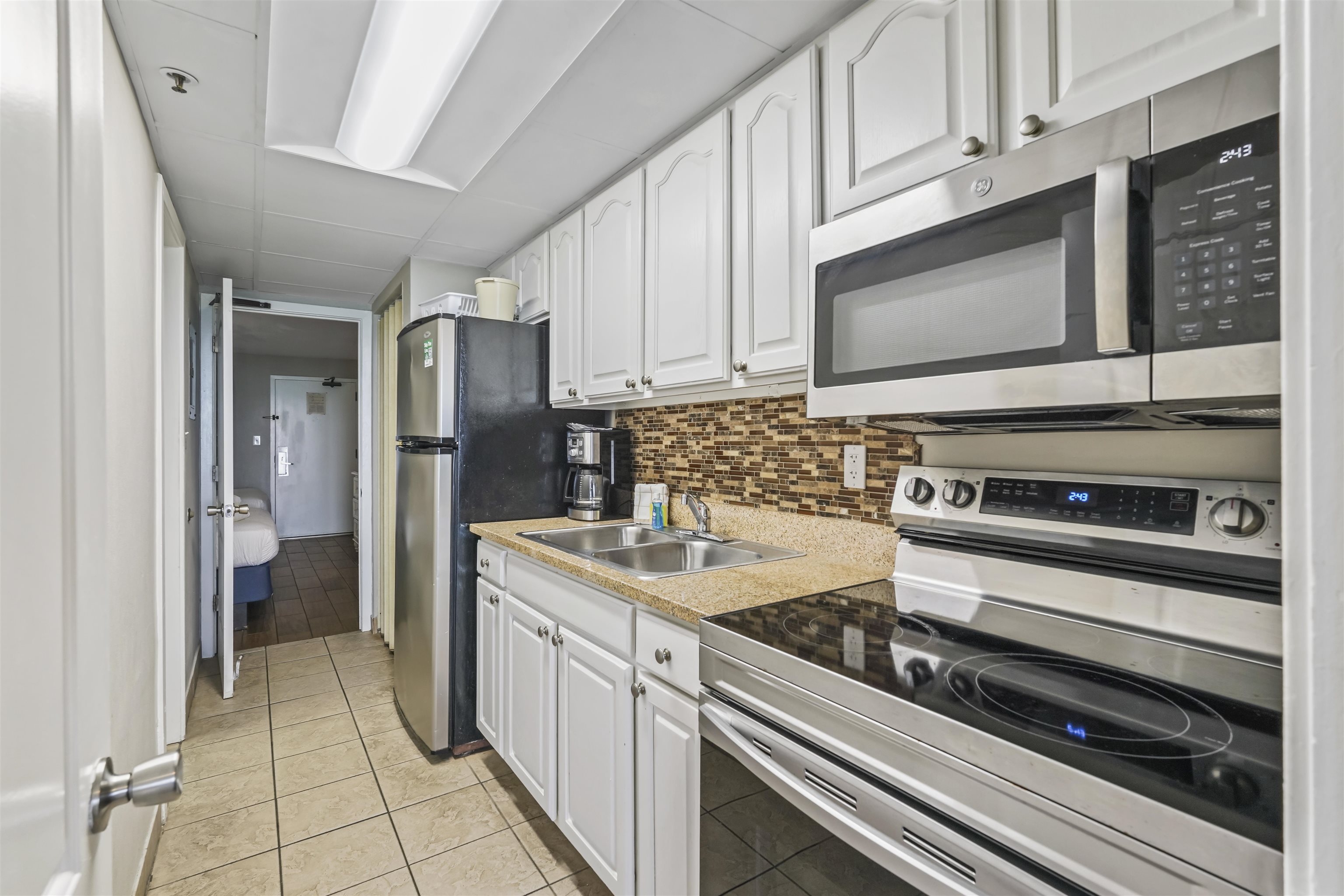 6804 N Ocean Blvd. Property Photo 26