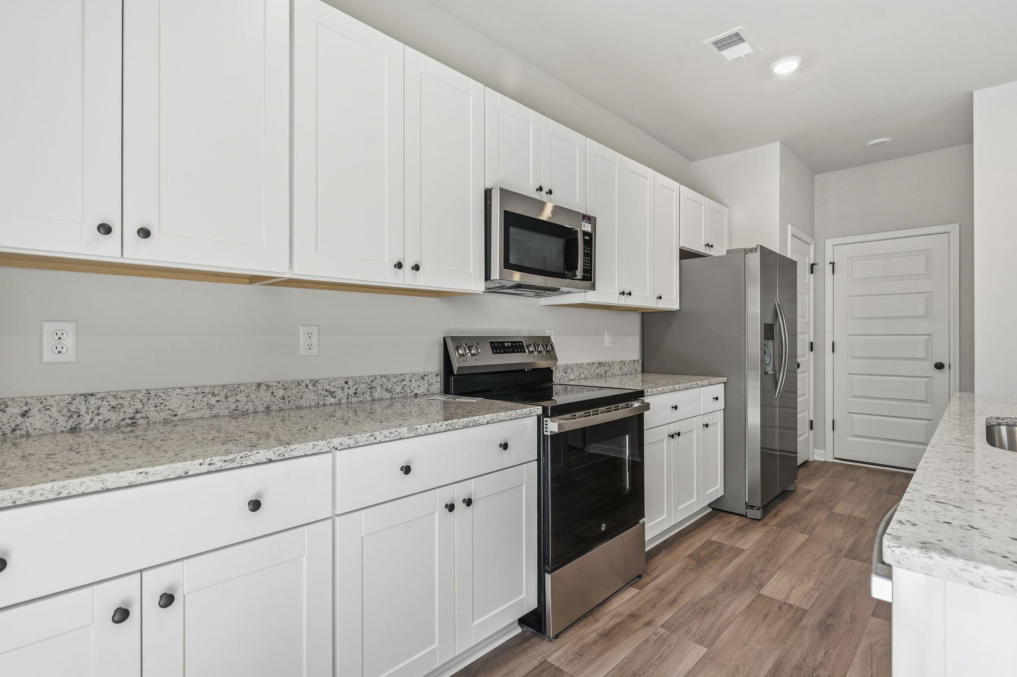 523 Southwind Way Property Photo 15