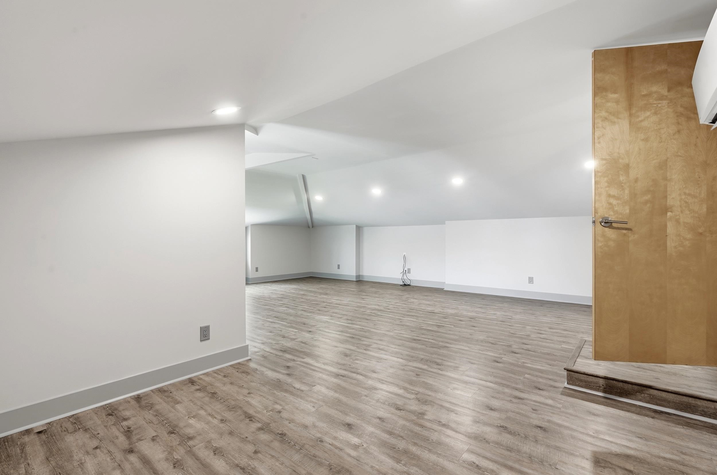 5021 Wynfield Dr. Property Photo 39