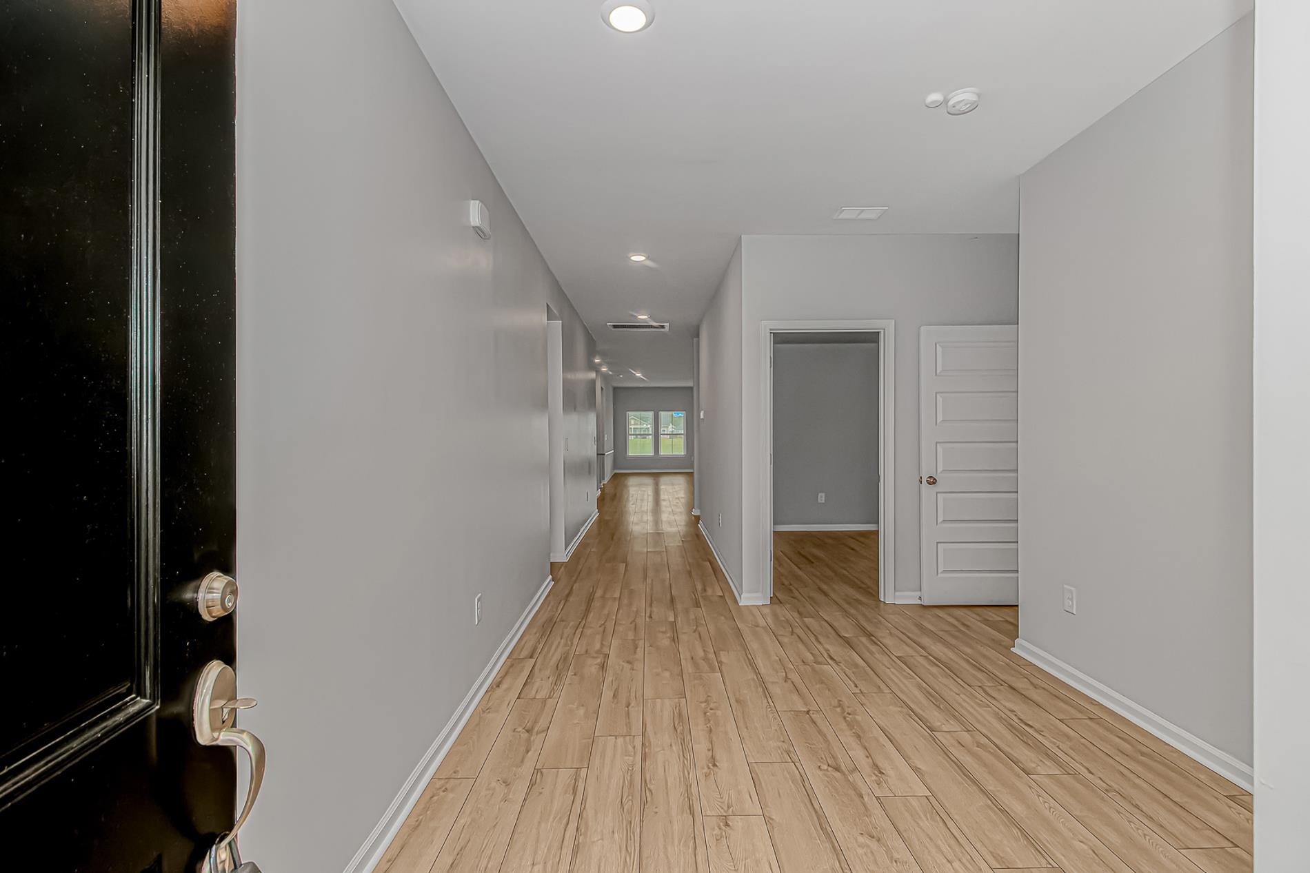 6011 St. Clement Dr. Property Photo 3