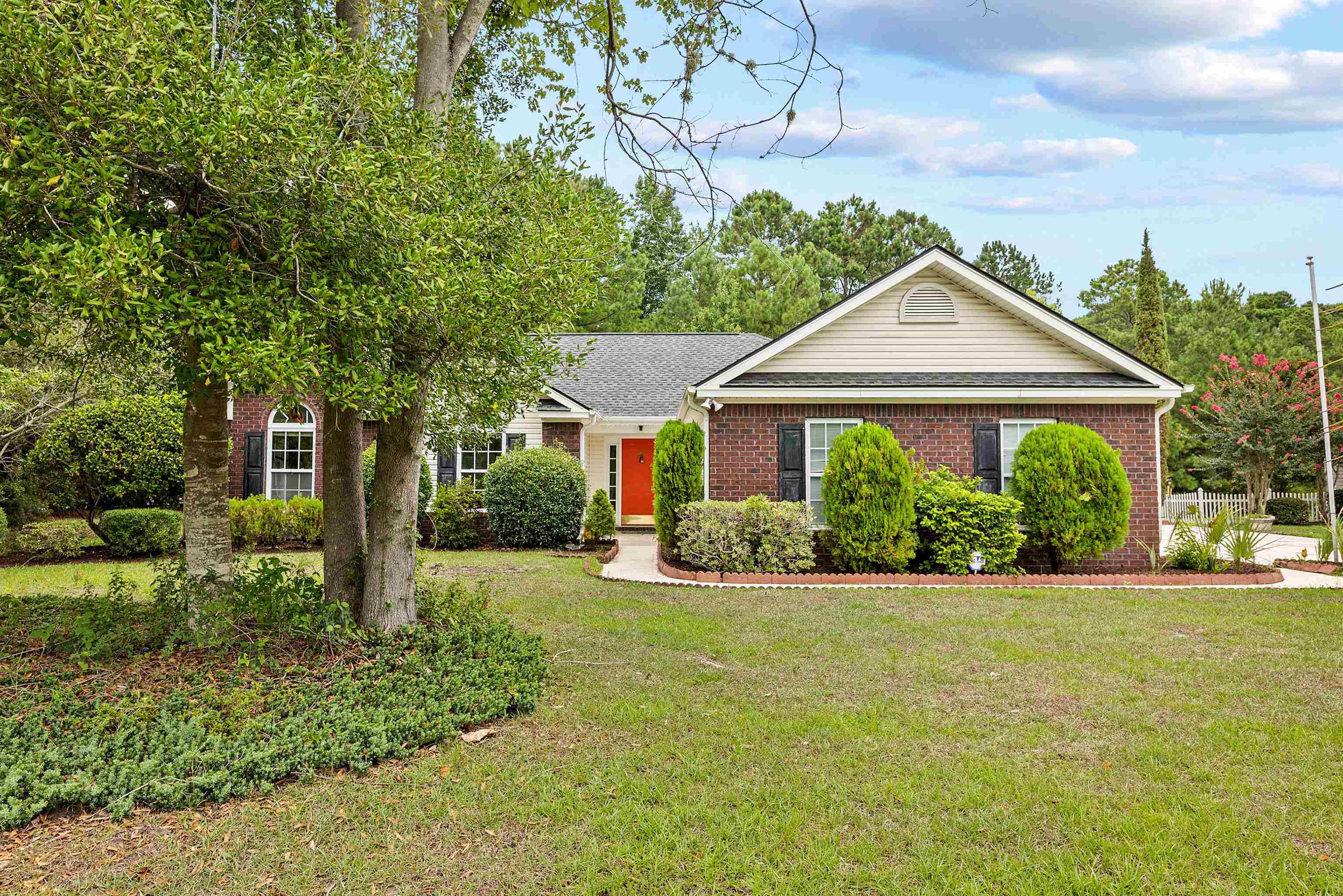 2498 Hunters Trail Property Photo 1